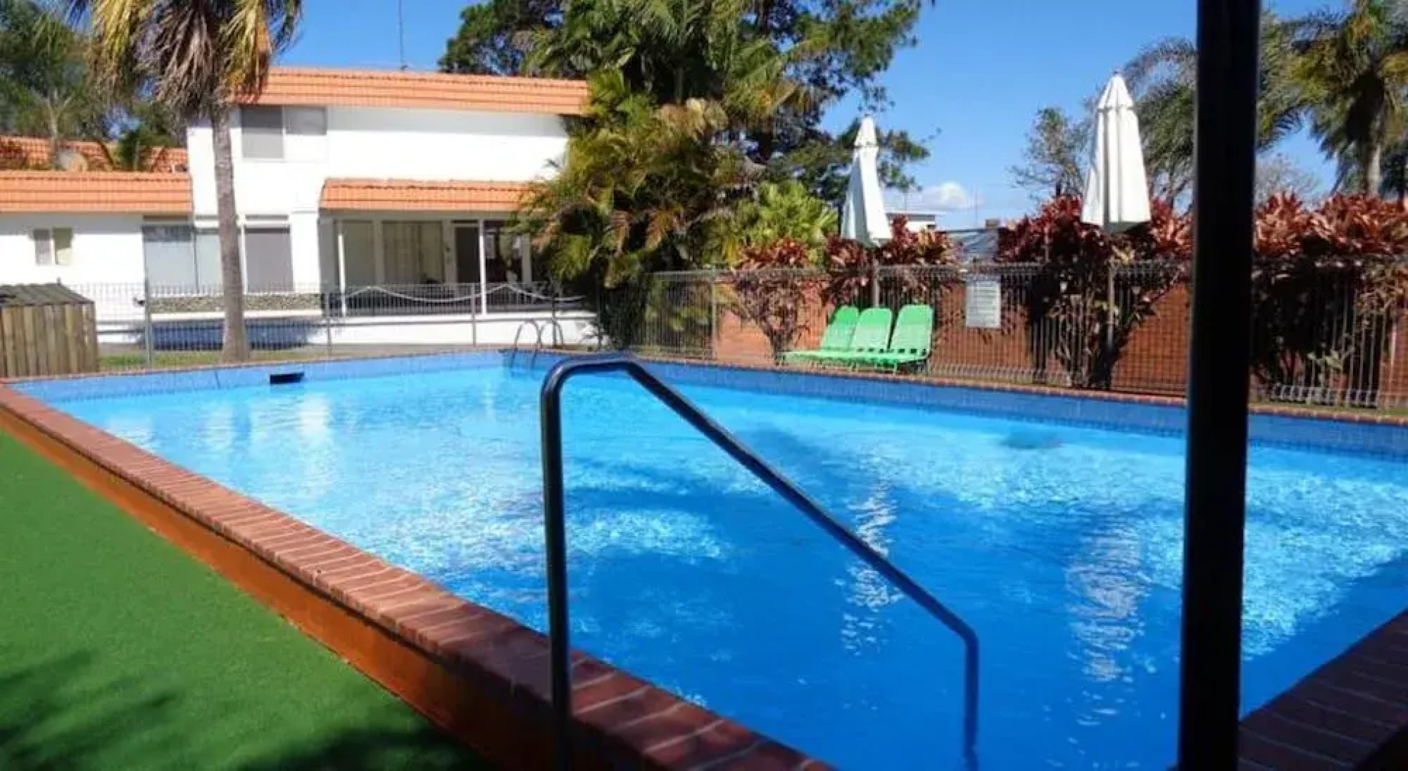 Moon River Motor Inn