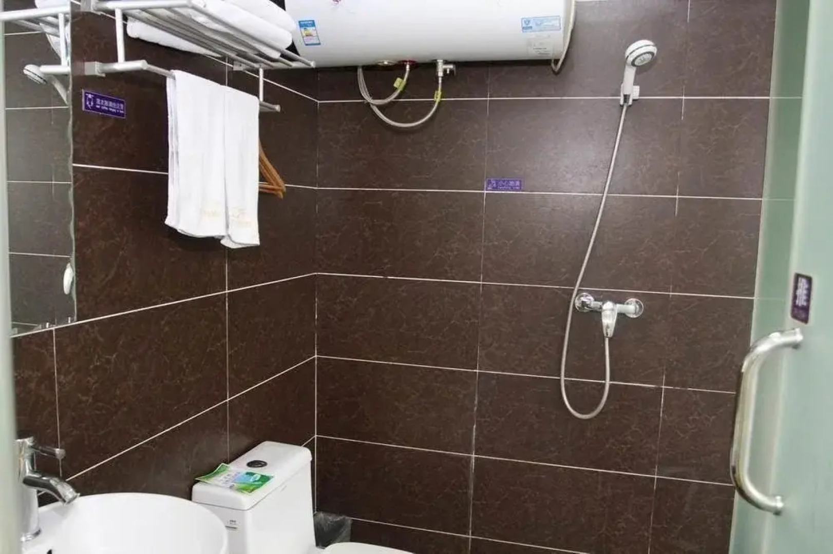 吉楚连锁酒店(荆州万达店)