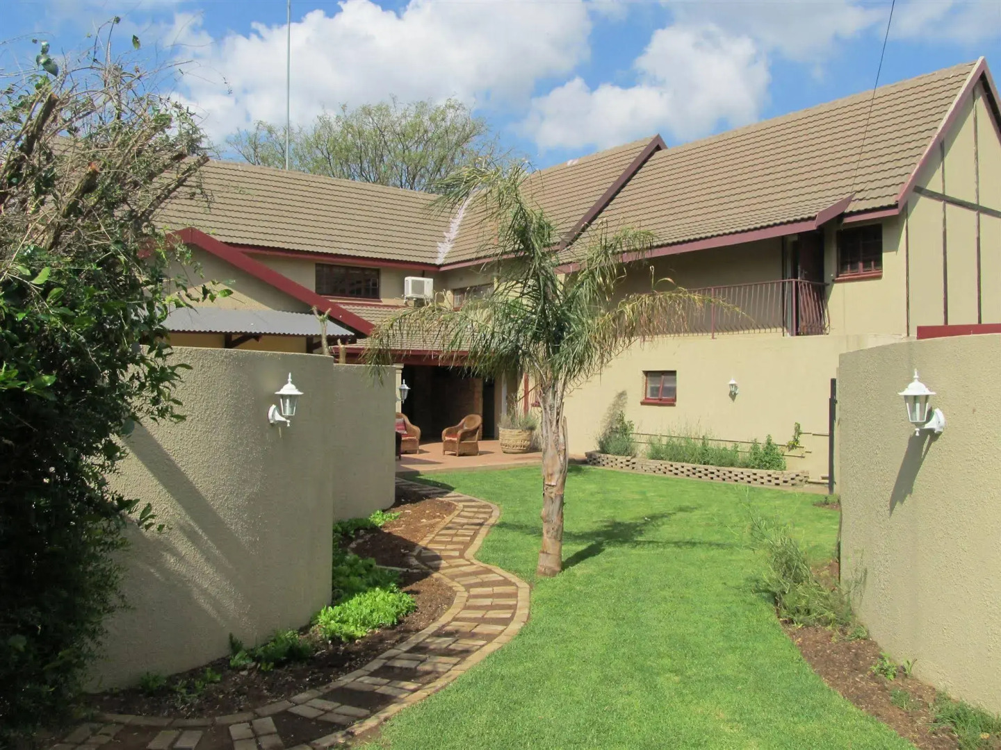 Outlook Lodge Lakefield