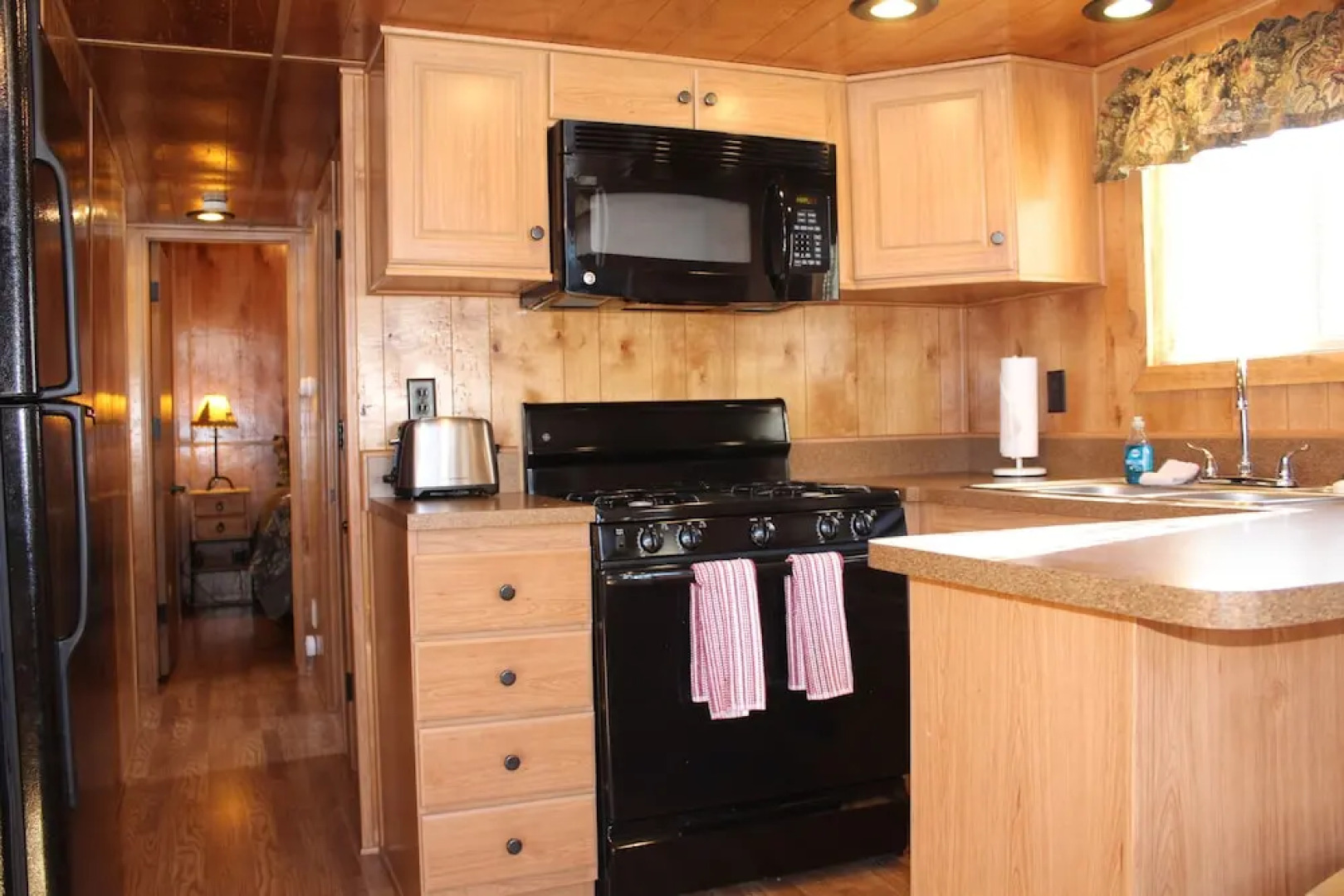 Glenwood Canyon Resort