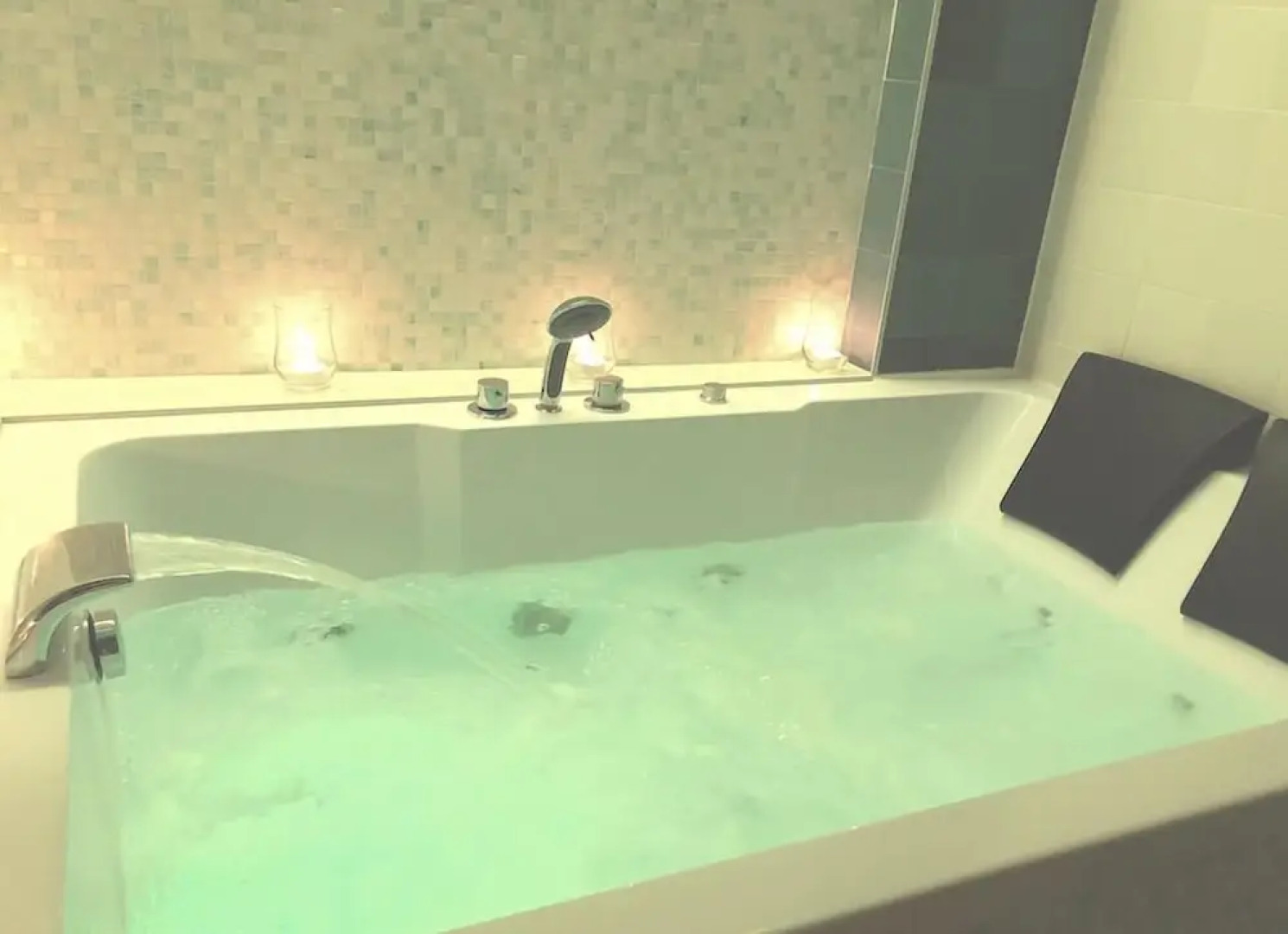 Les Nuits Pétillantes