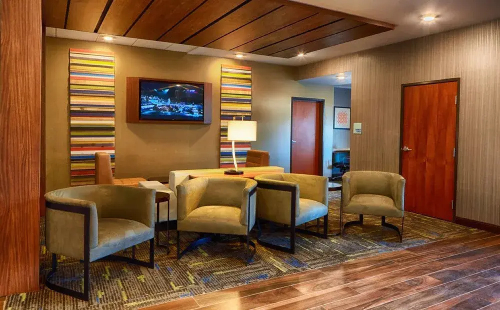 Holiday Inn Express Bordentown - Trenton South