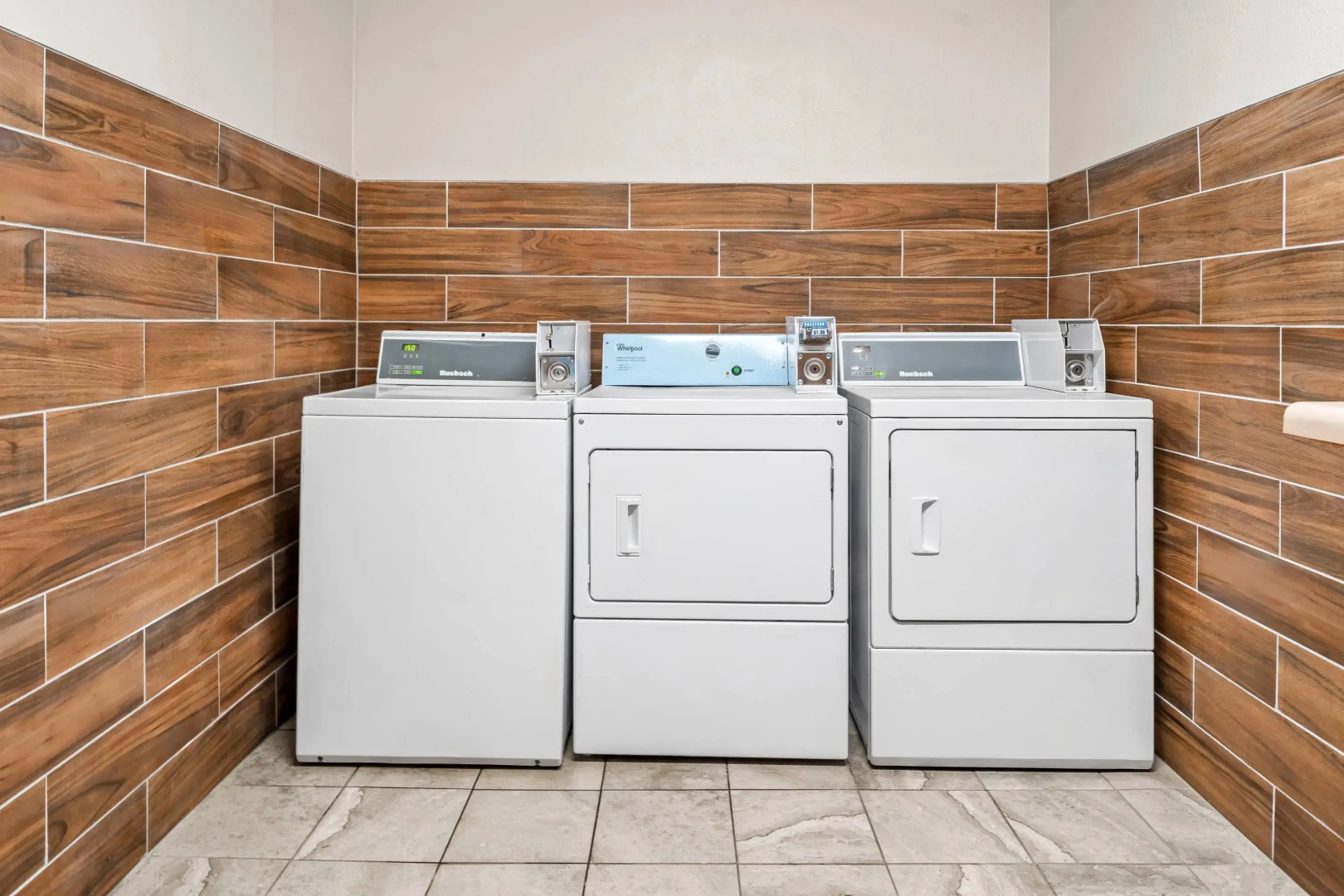 Quality Inn & Suites near Robins Air Force Base