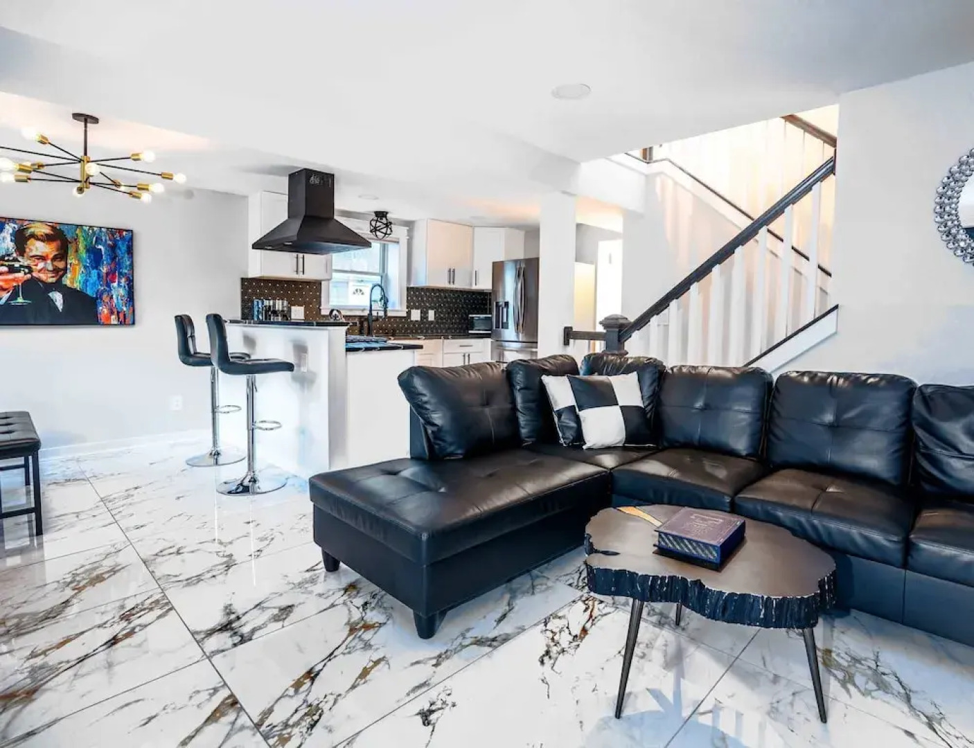 Gatsby Theme Near Downtown w Game Room, EV Charger