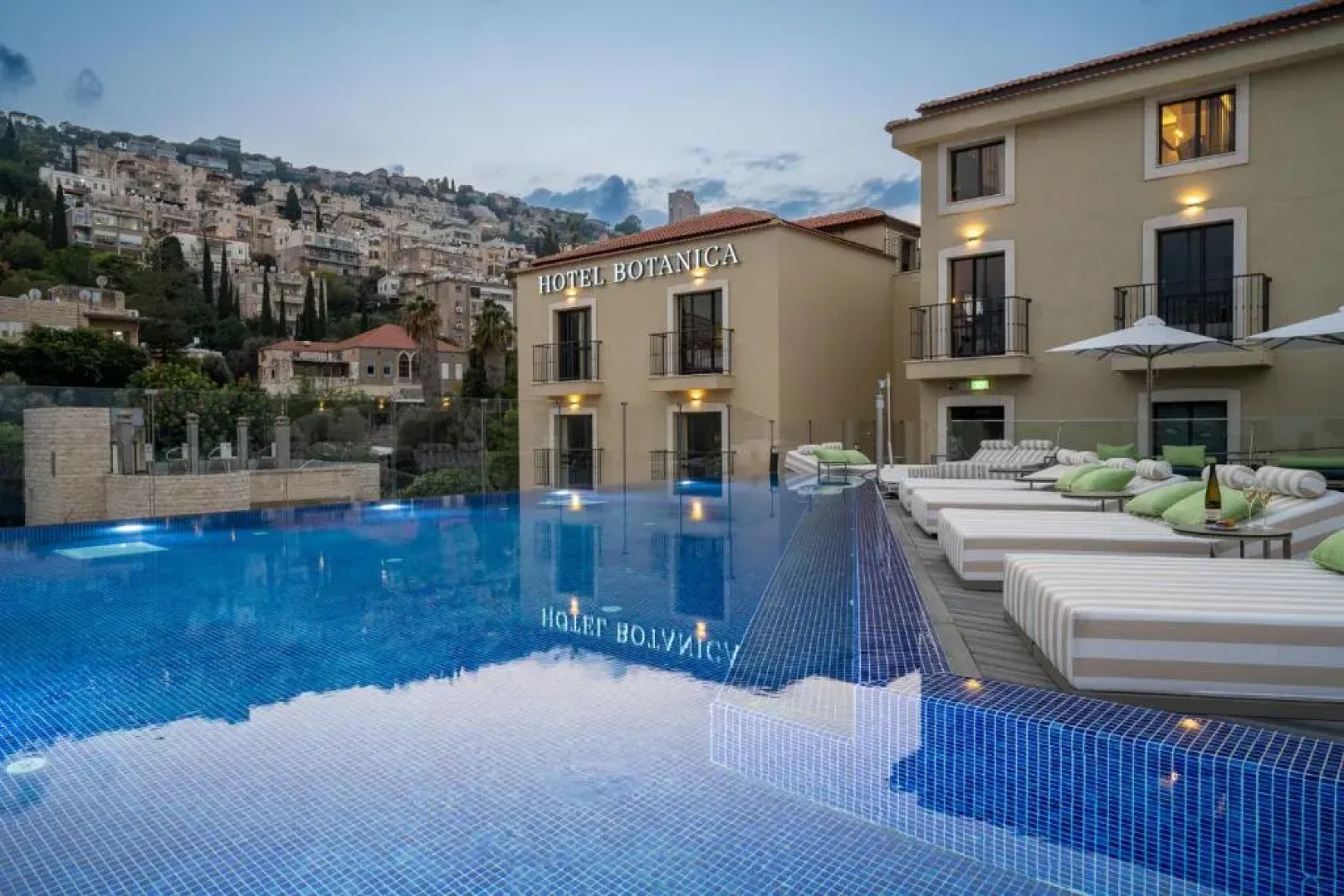 Hotel Botanica- Limited Edition By Fattal