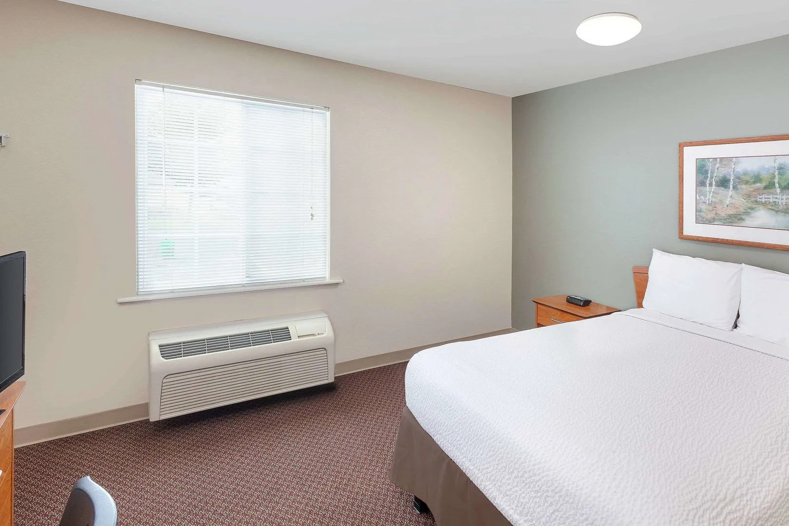 WoodSpring Suites Sioux Falls