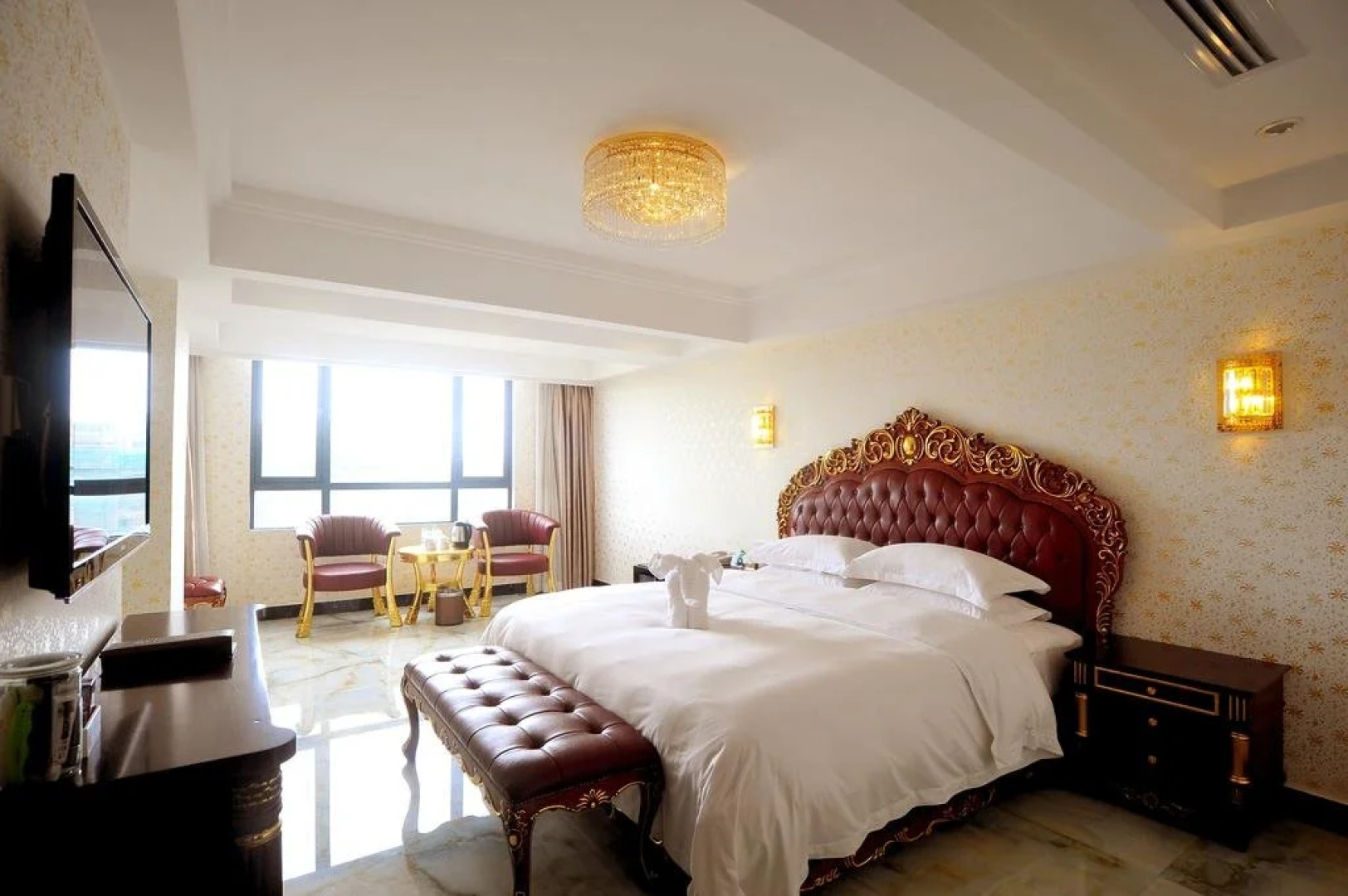 Jiulong Wenquan Hoilday Hotel