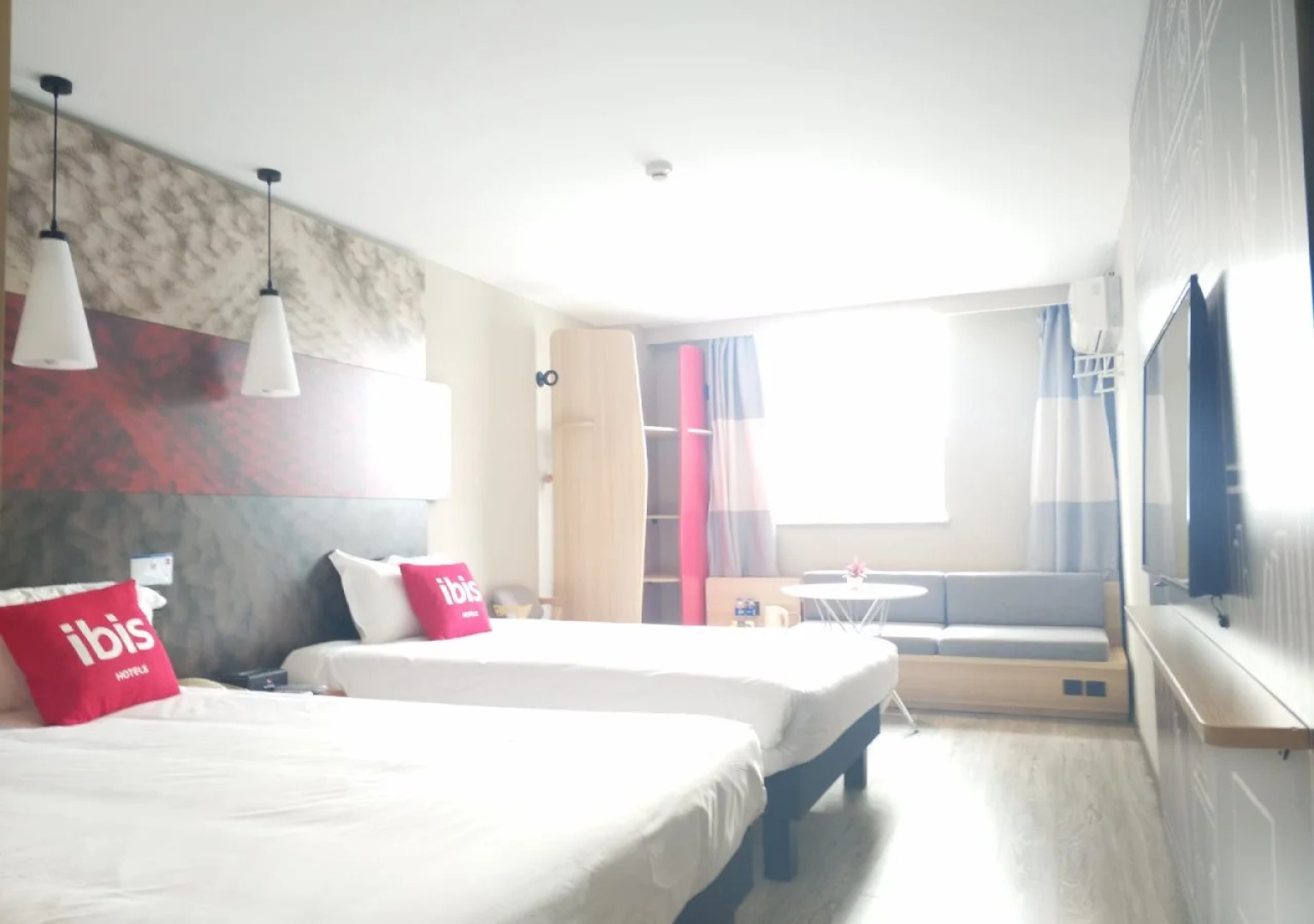 ibis Lianyungang Middle Jiefang Rd Hotel