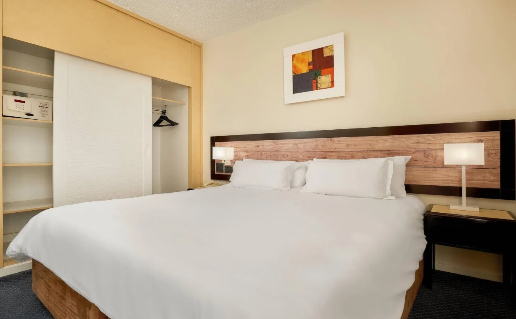 The Parktonian All Suite Hotel