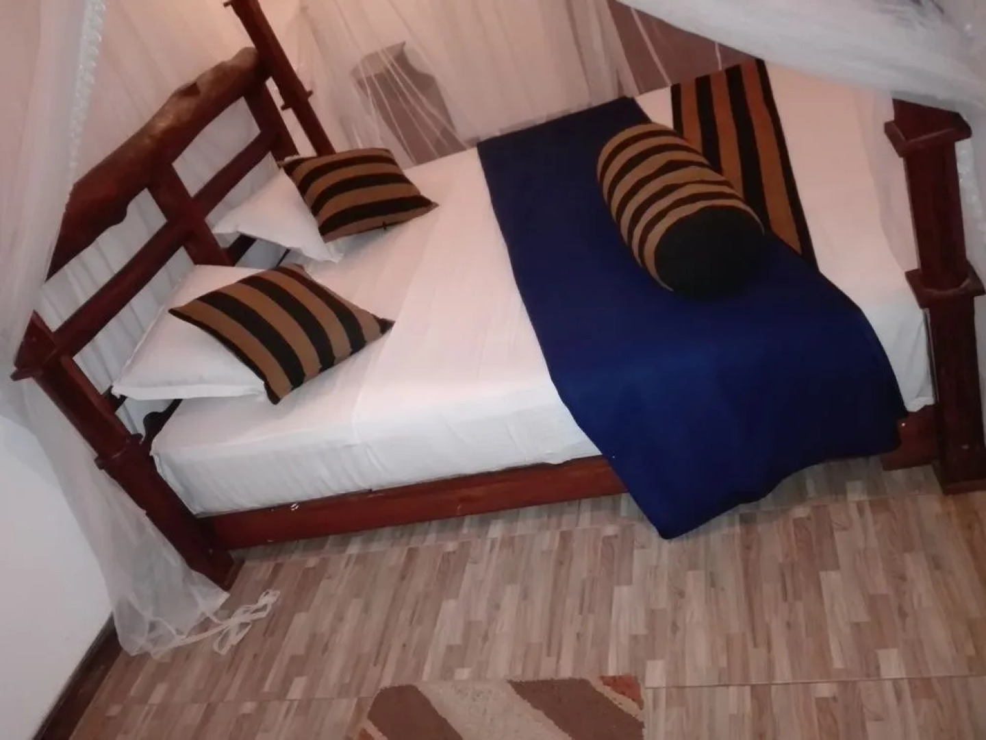 Shadow Inn Guest House Ella