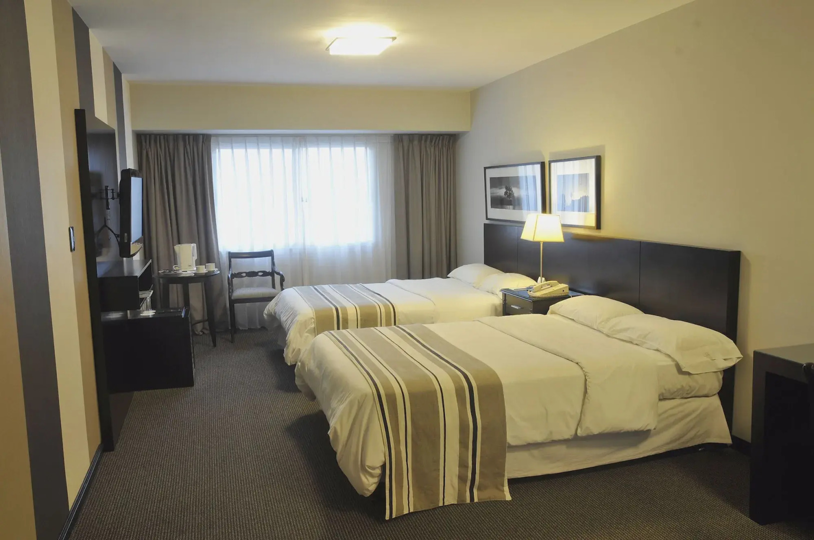 Plaza Real Suites Hotel