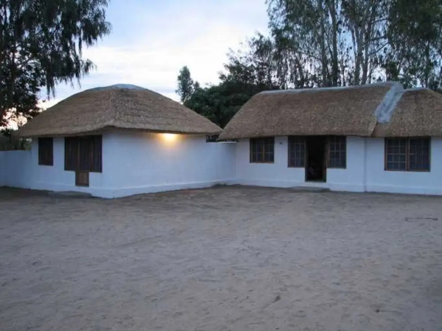 Fish Eagle Bay Lodge