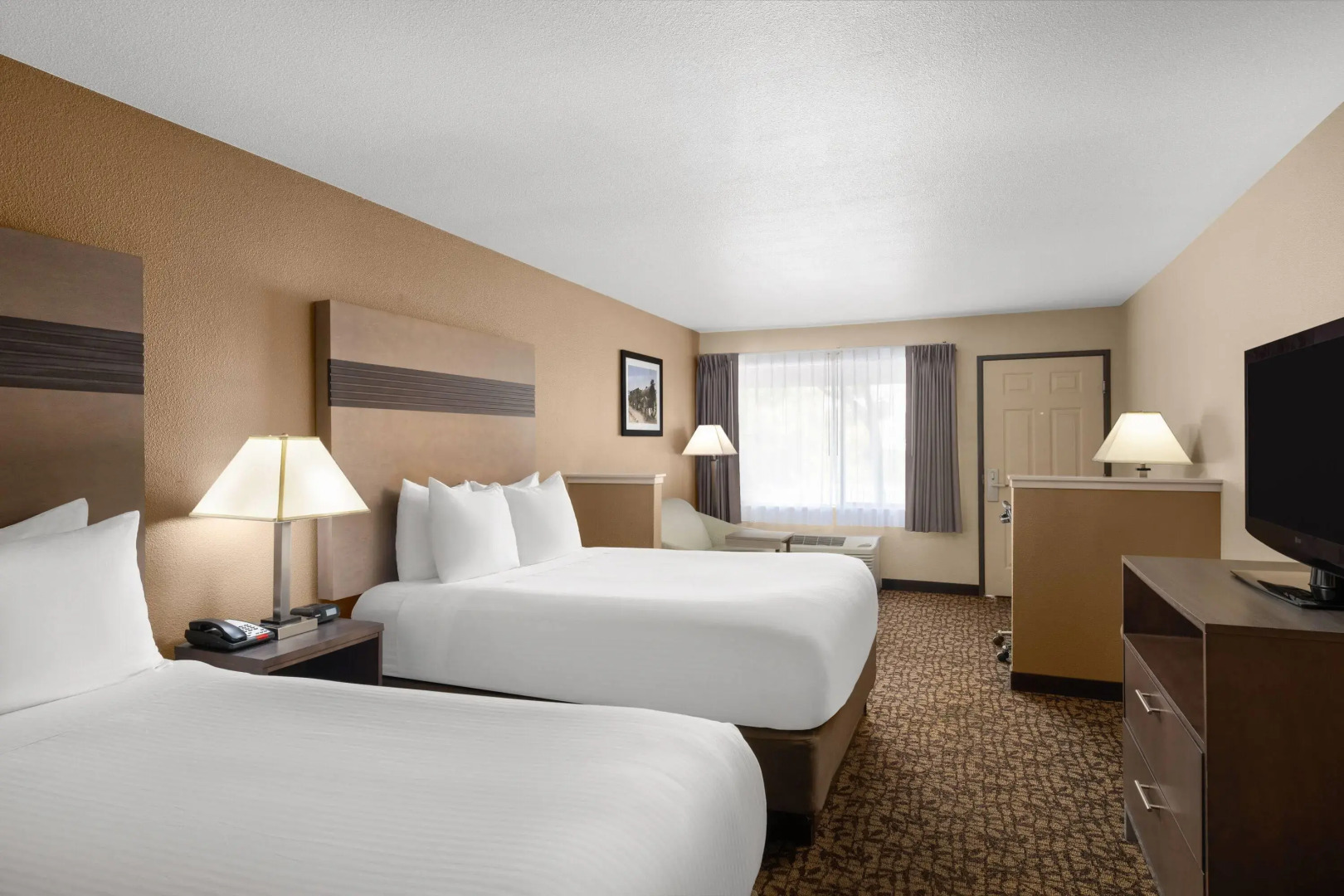 Hawthorn Suites by Wyndham Napa Valley