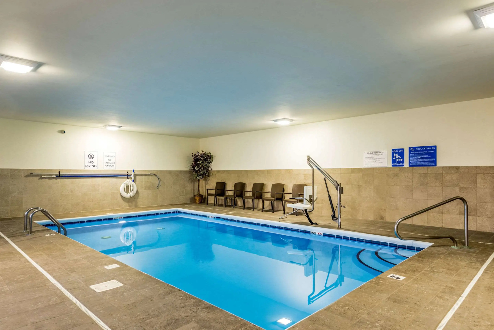 Comfort Inn & Suites Dayton North