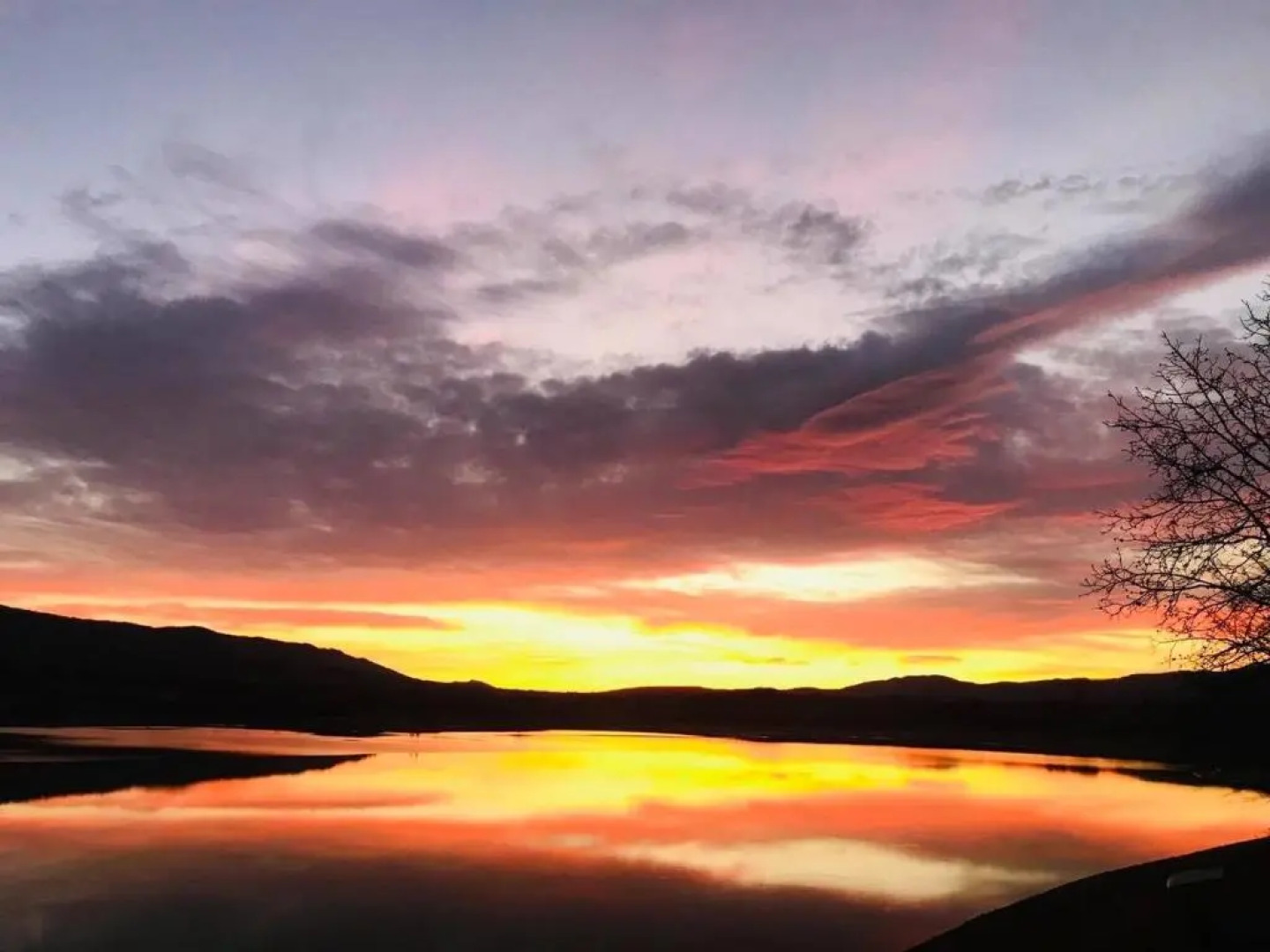 Semeen hotel i restorant Rajski zaliv