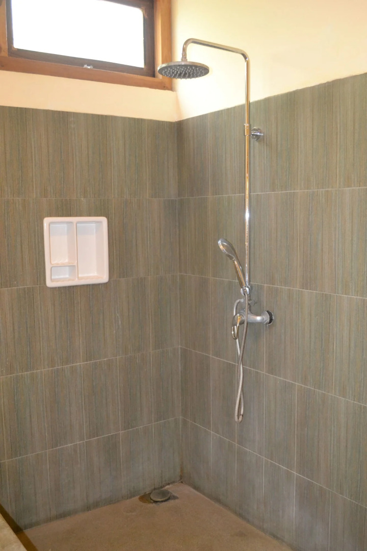 Giman Free Beach Resort