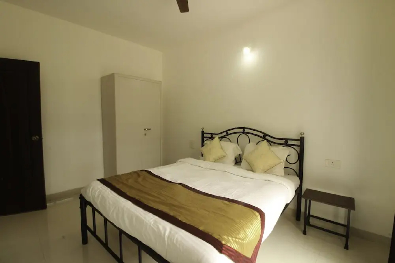 OYO 9791 Home Spacious 2BHK Nerul