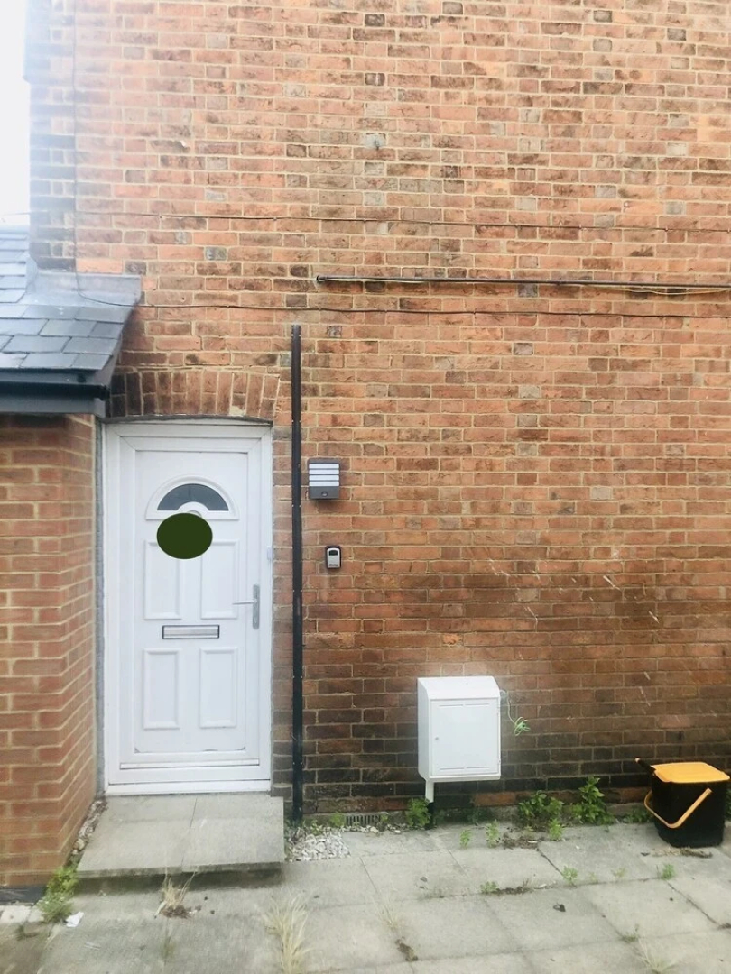 Charming 3 Double Bed Apartment in Tonbridge