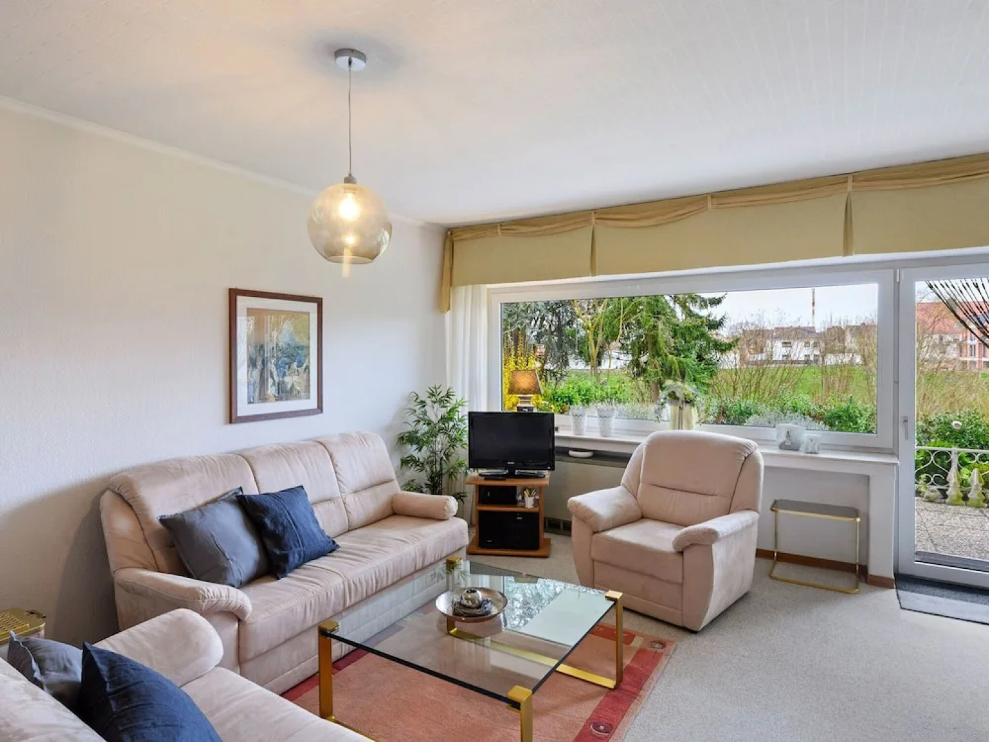 Placid Holiday Home in Möhnesee With Garden