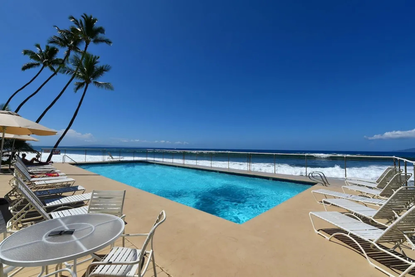 Puamana 35-2 by RedAwning