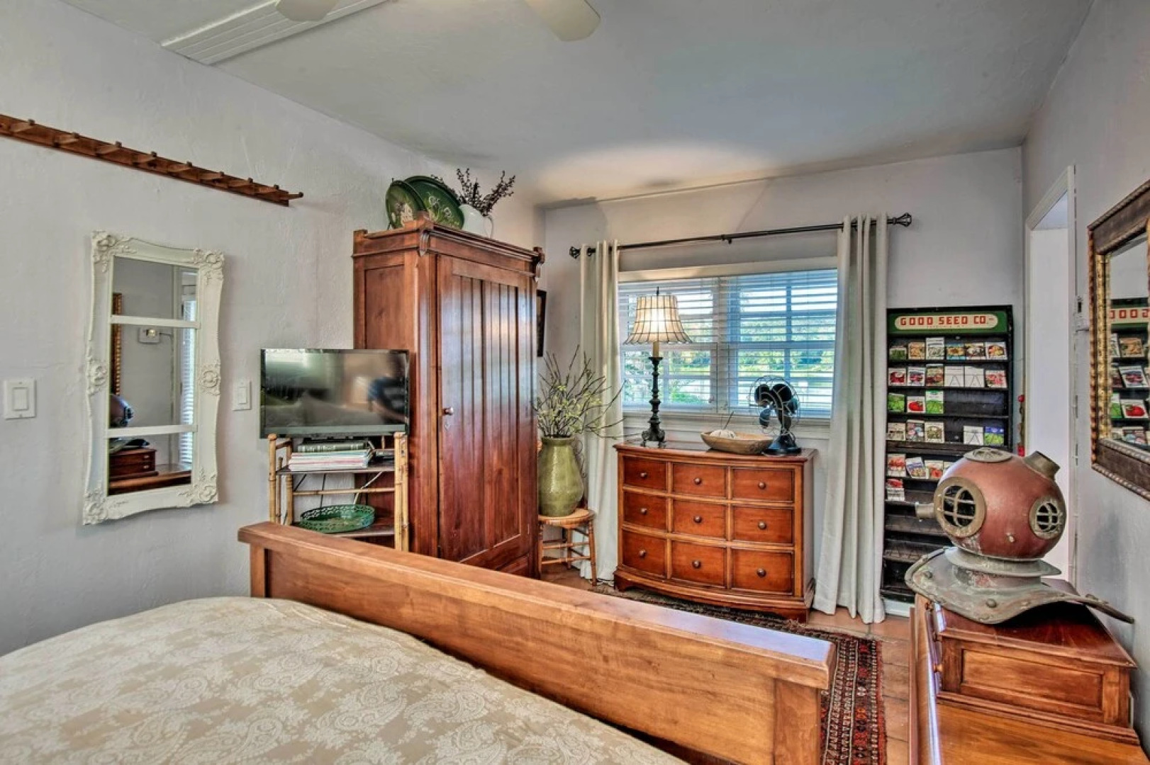 Lake Marion Apt w/ Canoe in Altamonte Springs!