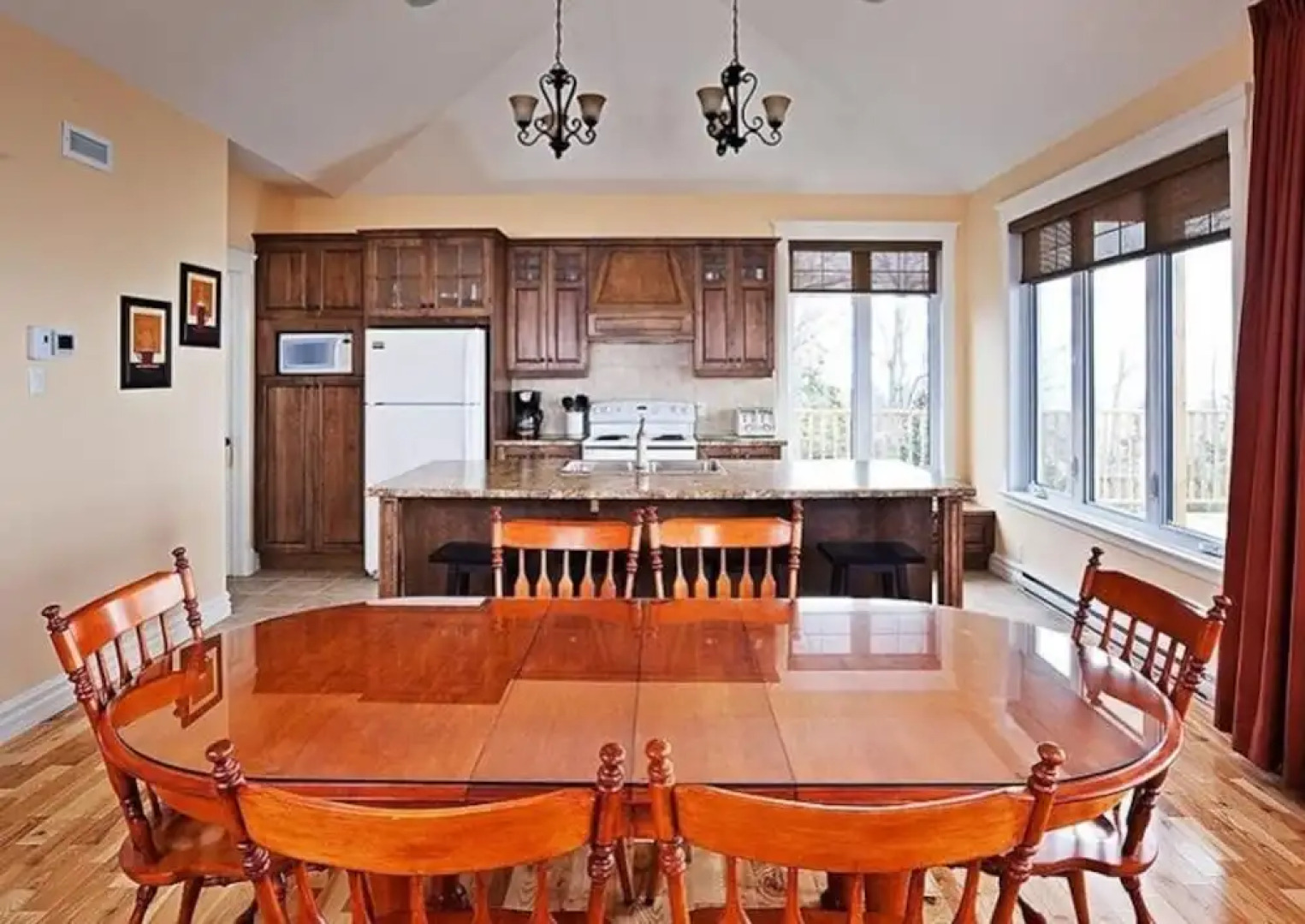 Chalet L'officier-1, spa et vue sur le Fleuve