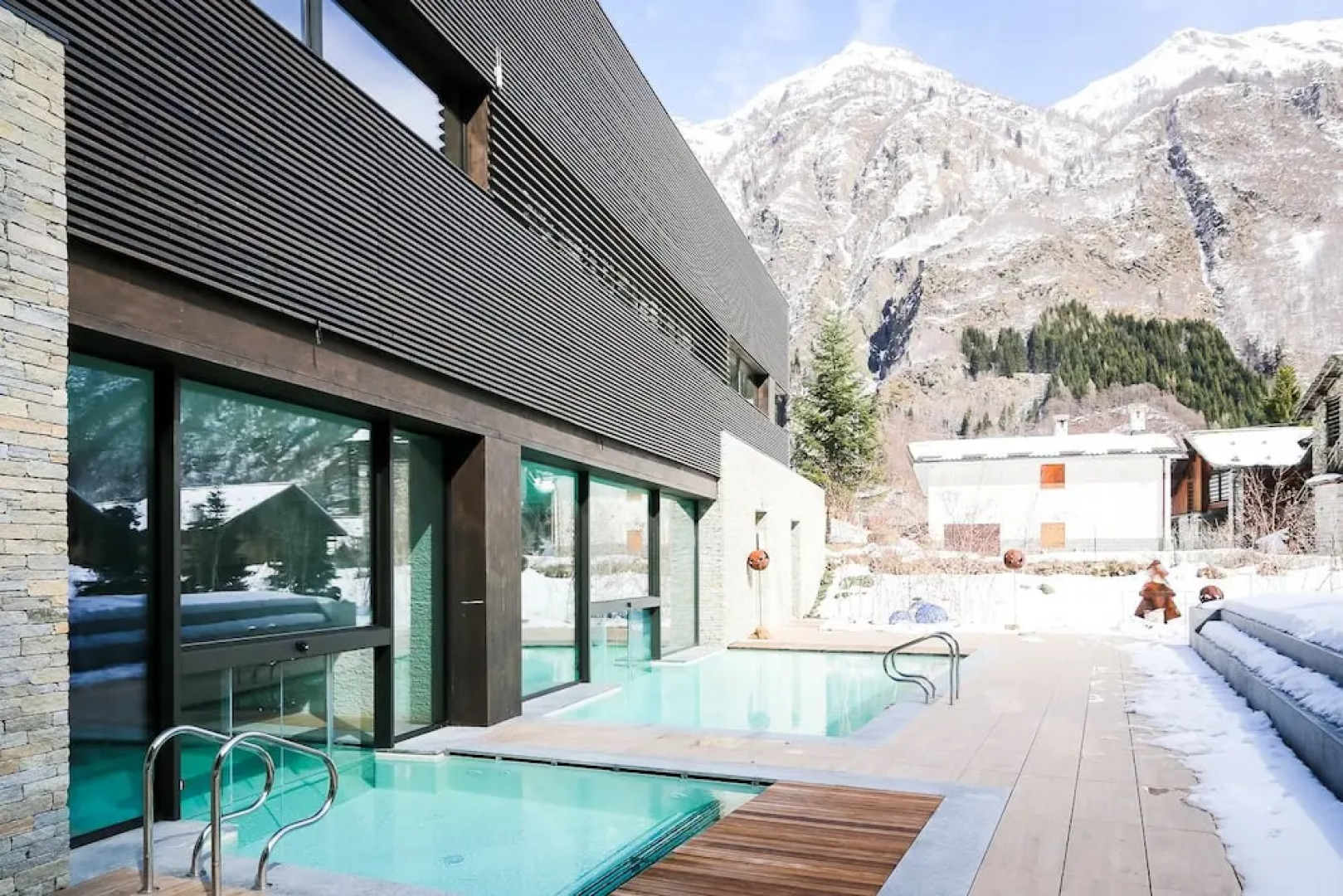 NH Collection Alagna Mirtillo Rosso