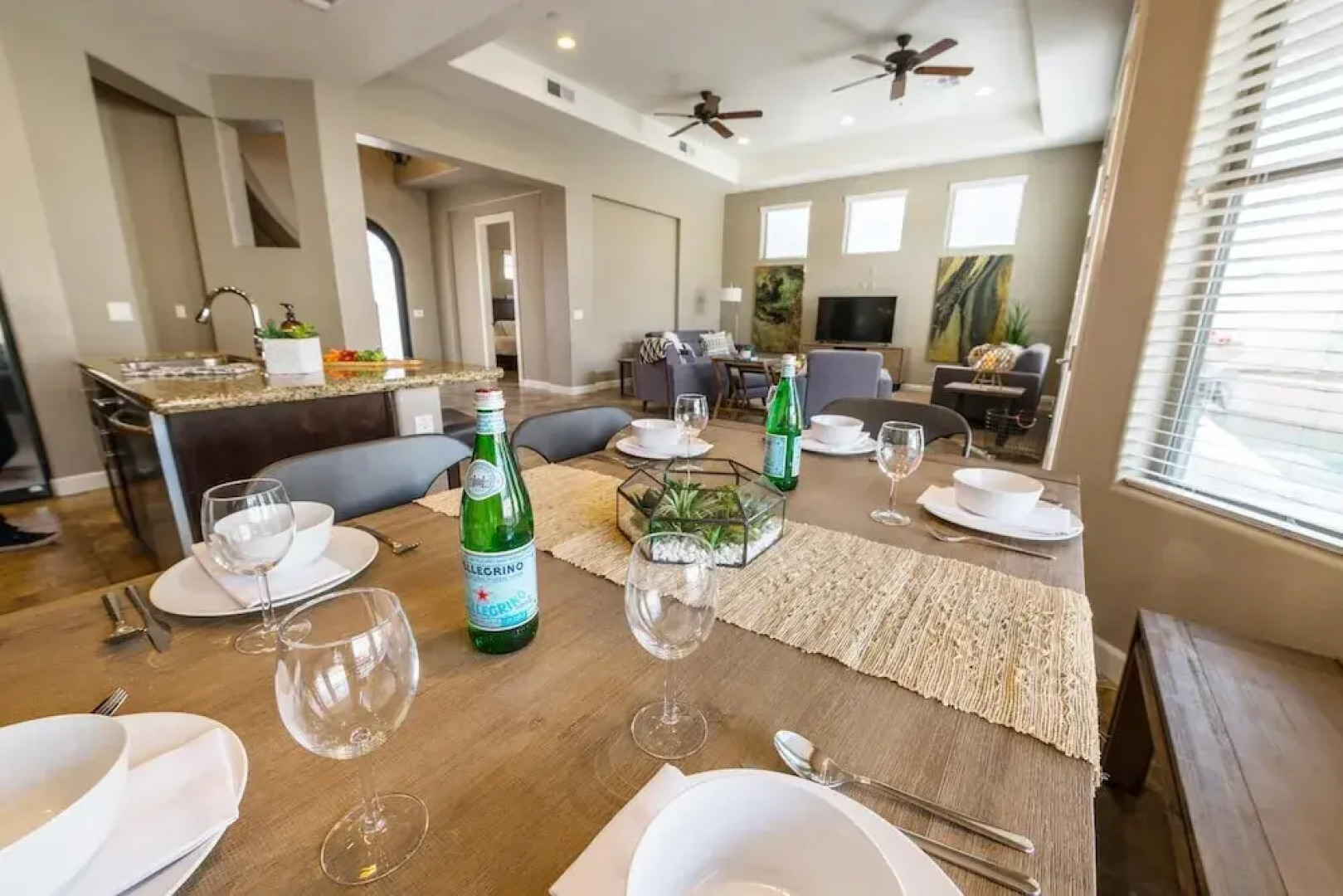 Pueblo Viejo by AvantStay | 5min Drive to Old Town - Sleeps 14