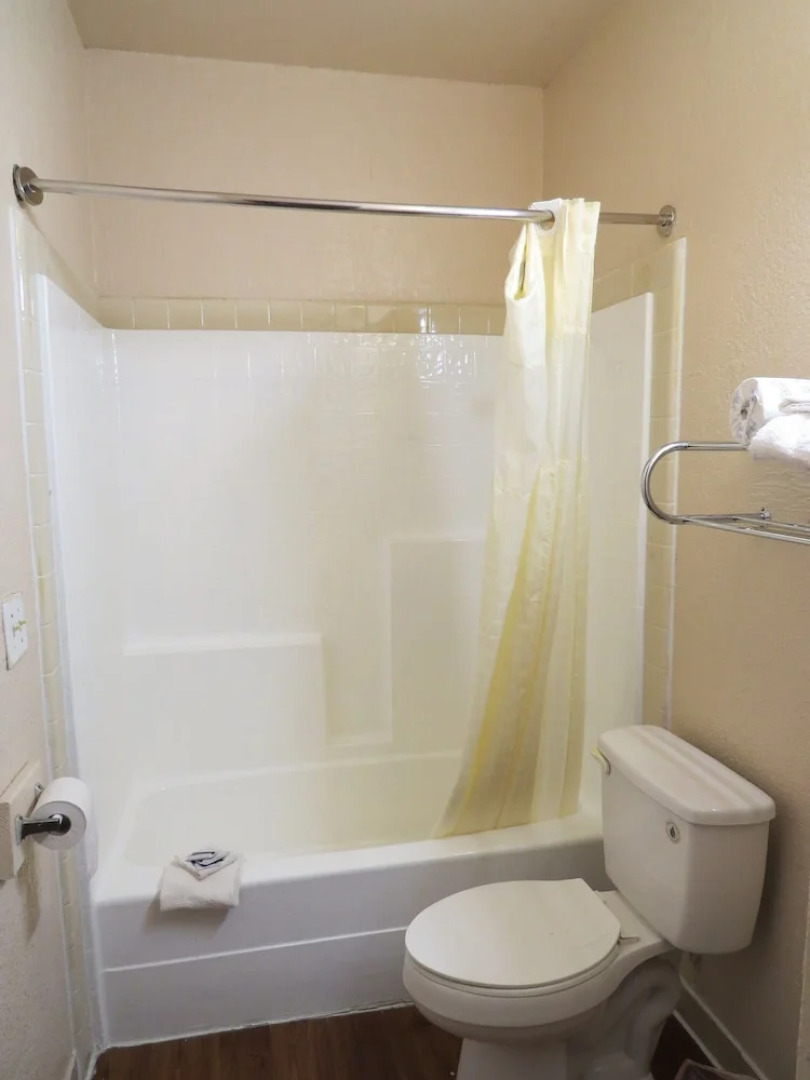 Executive Inn and Suites