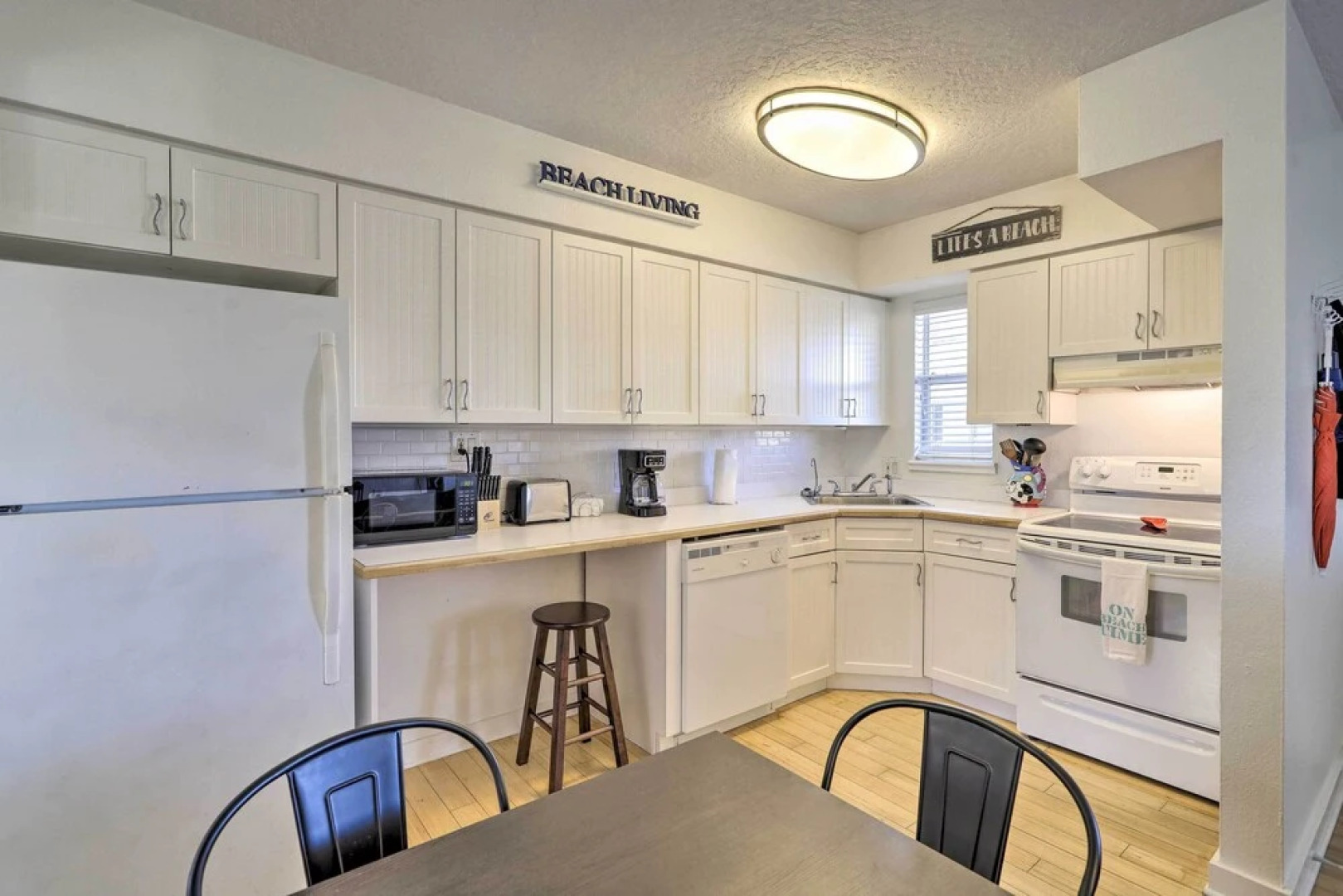 Pet-friendly Cape Canaveral Condo Near Beach!