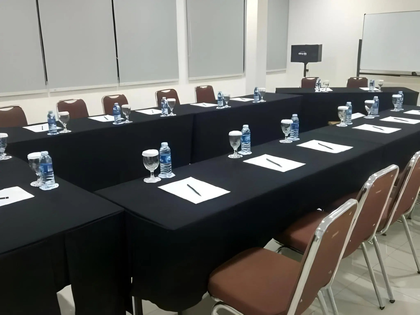 Bali de Anyer Hotel & Restaurant