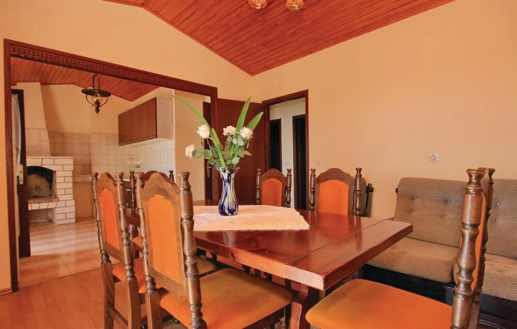 Amazing Home in Prizba With Wifi and 7 Bedrooms