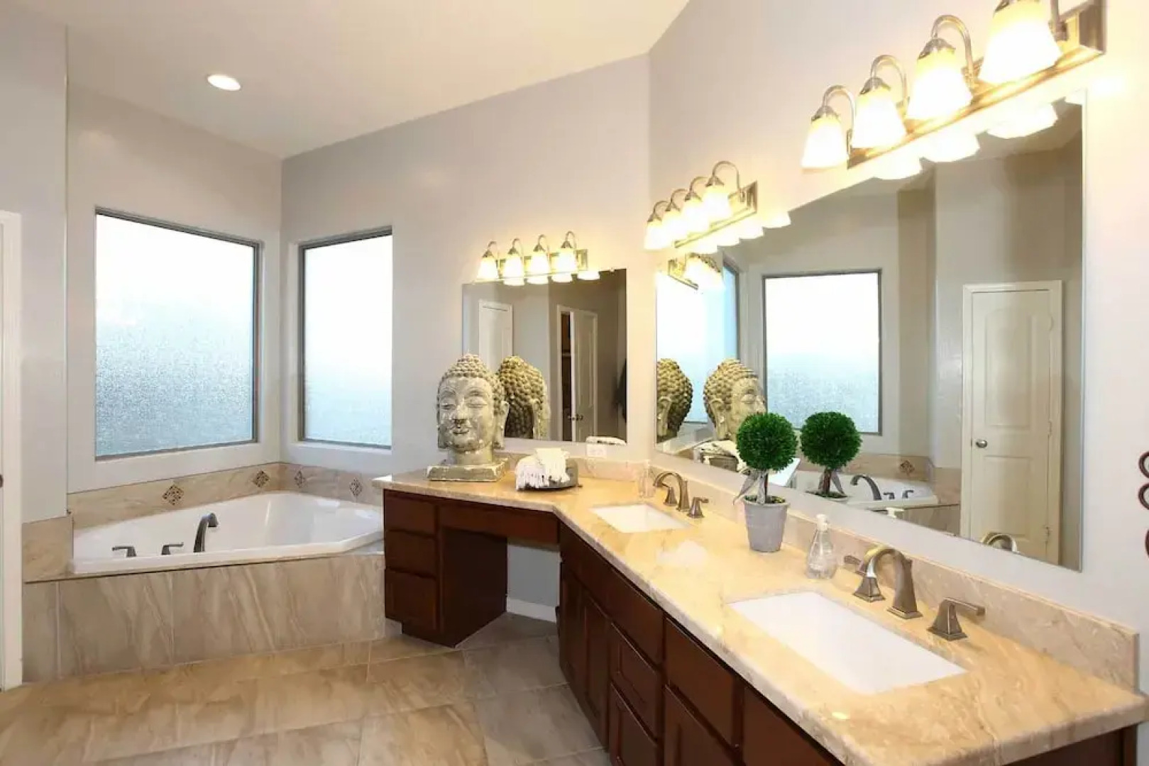 Mountain Majesty Escape: Queen Creek Home w/ Pool!