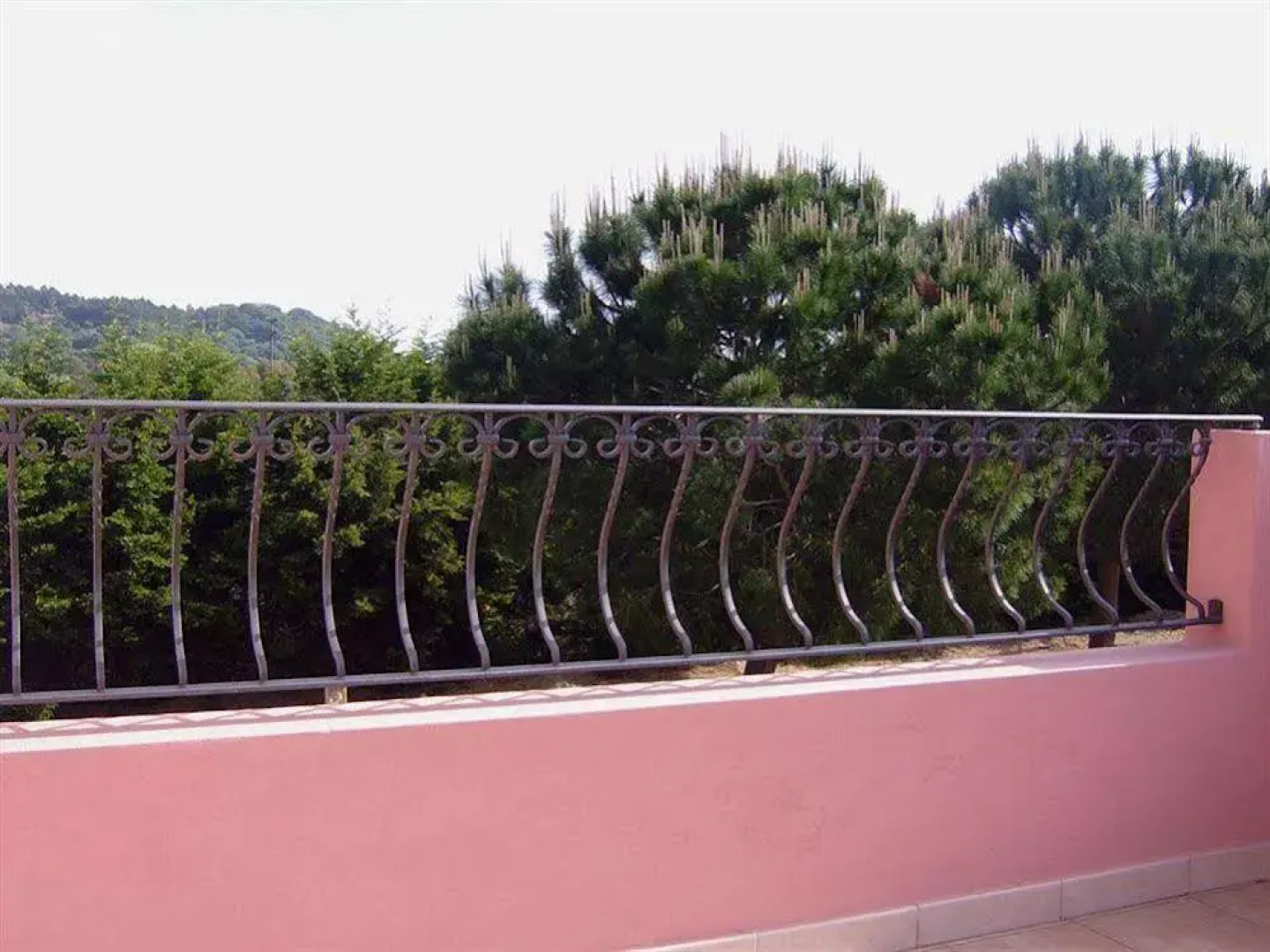 Rejna Residence Hotel