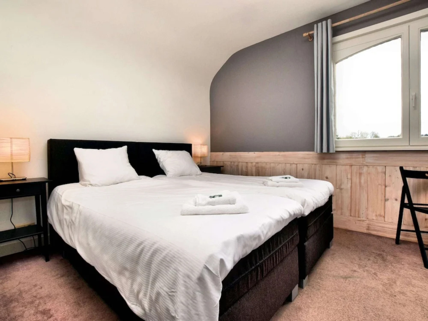 Cottage on the Banks of the Ourthe in Durbuy