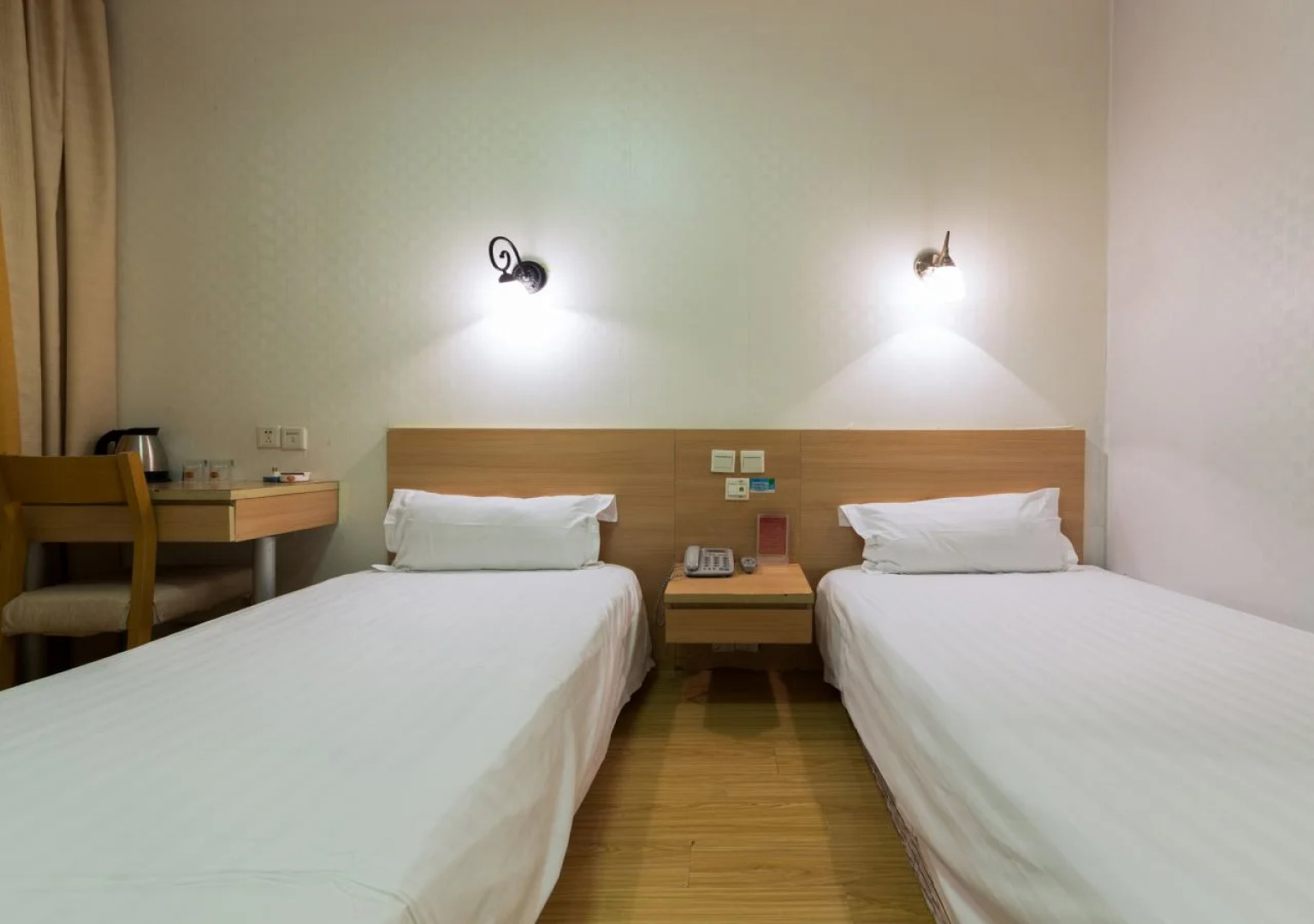 Rezen Meta Tree Hotel (City Center & The Bund, Shanghai)