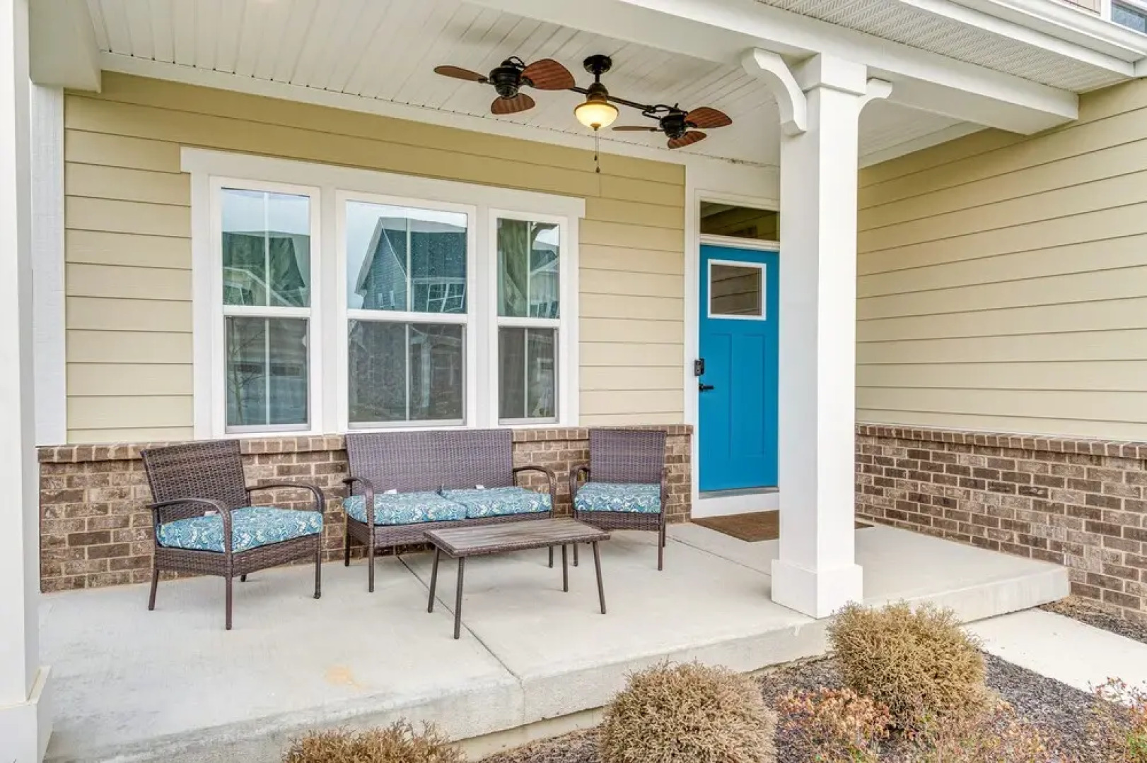 Bright Plainfield Home ~ 14 Mi to Indianapolis!