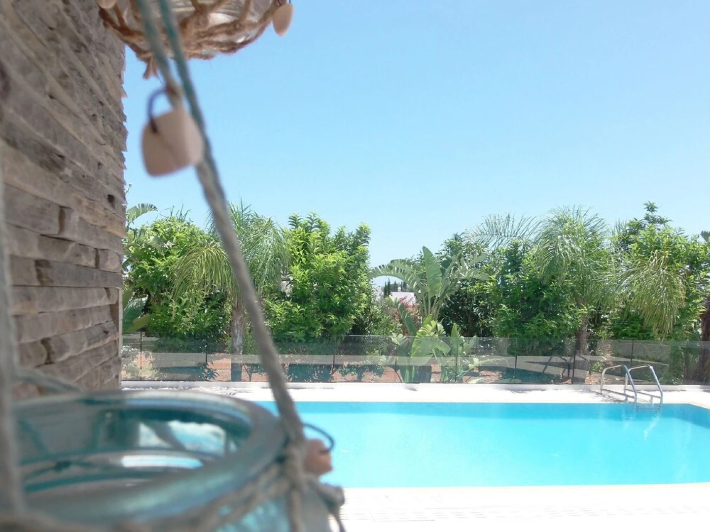 Villa Grecian 1 Platinum