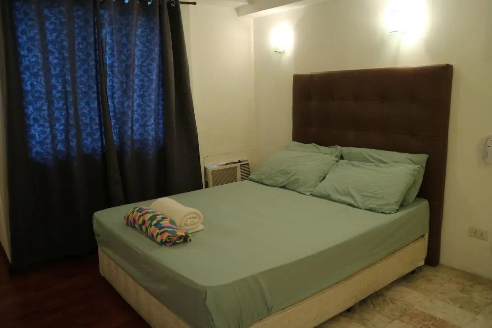 Jeritel - Mall of Asia