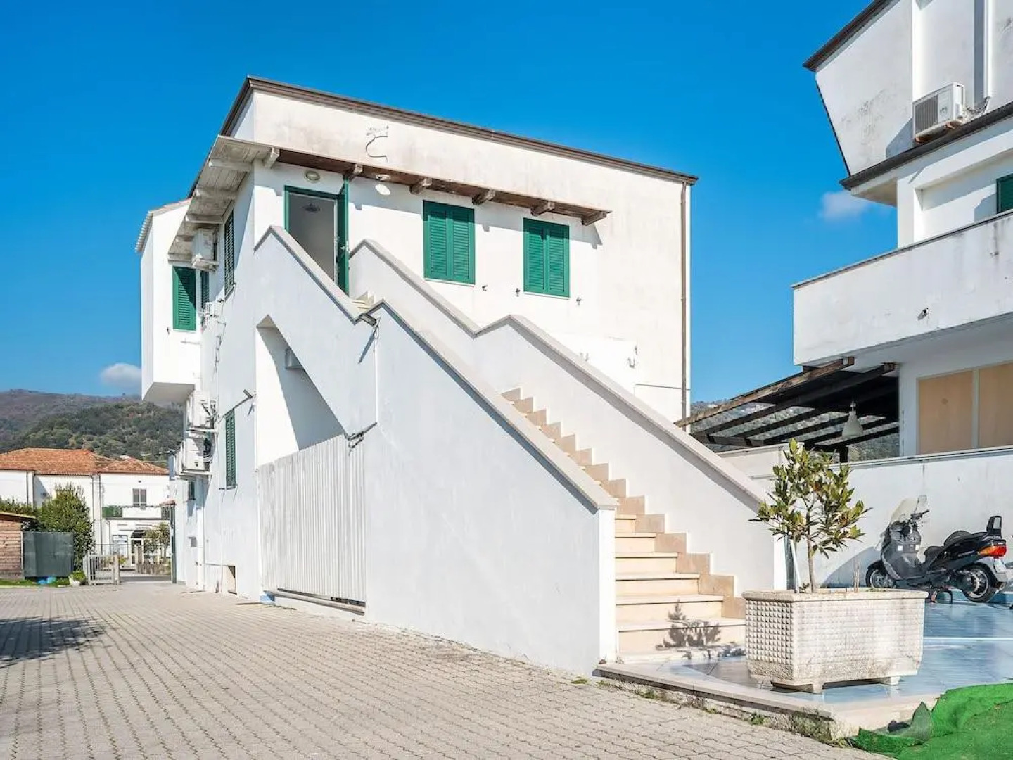 Quaint Apartment in Policastro Bussentino near Sea