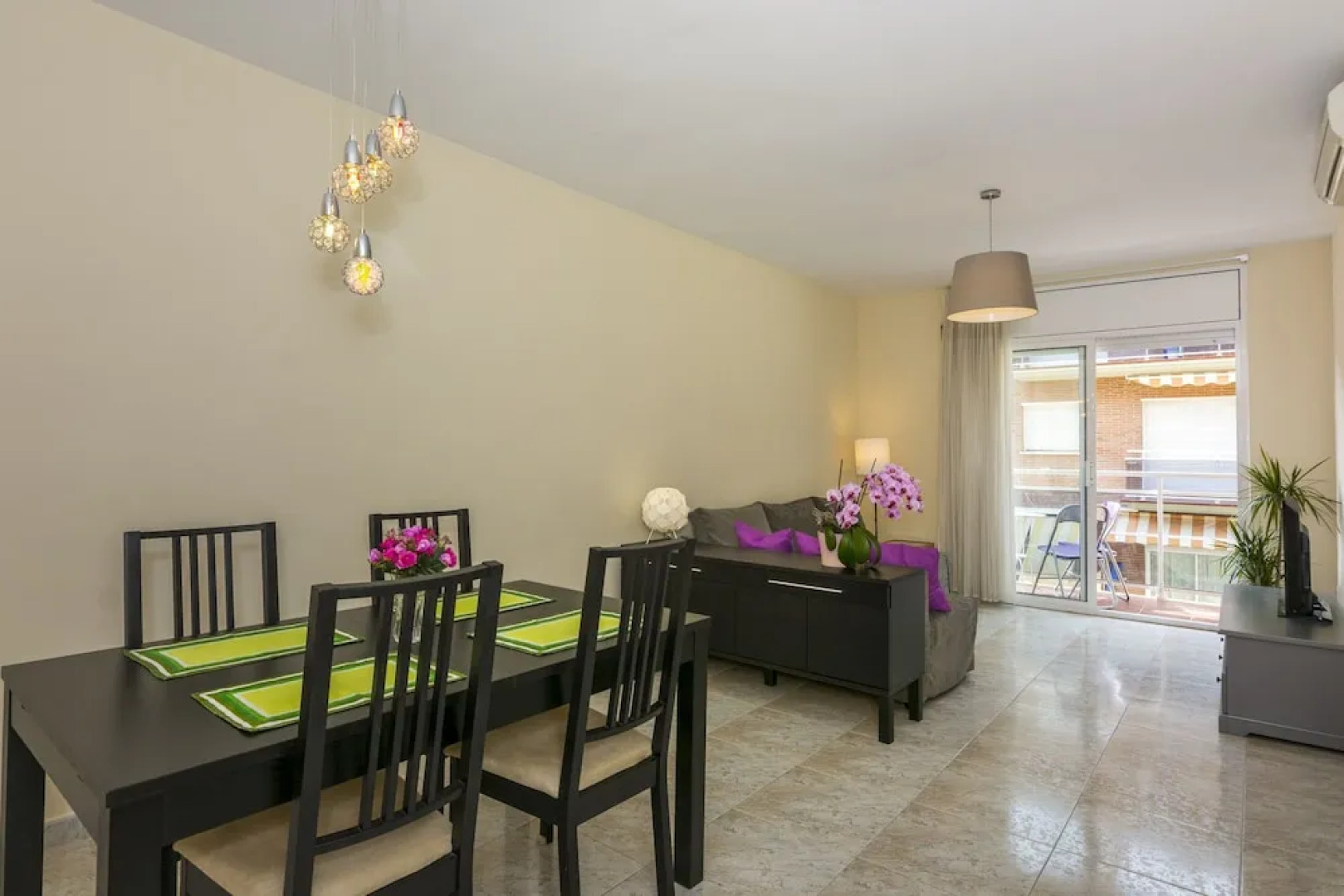 HomeHolidaysRentals Salvador - Costa Barcelona