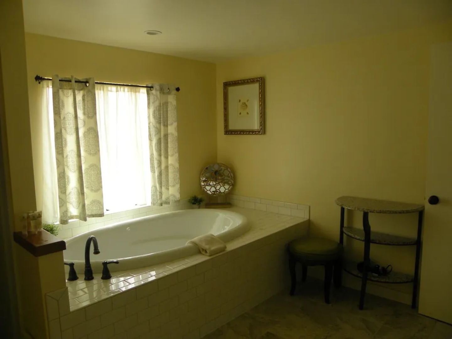 Inn at Buckhorn Cove