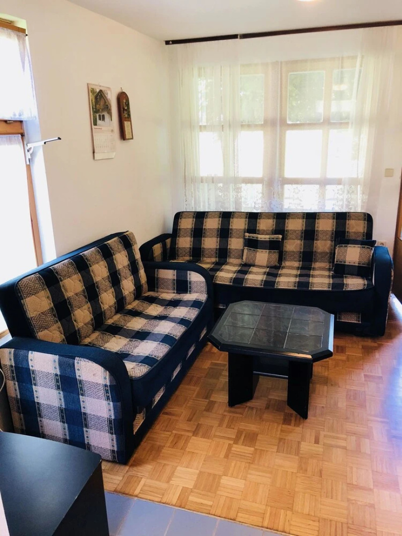 Extraordinary Apartment & Mobile Home