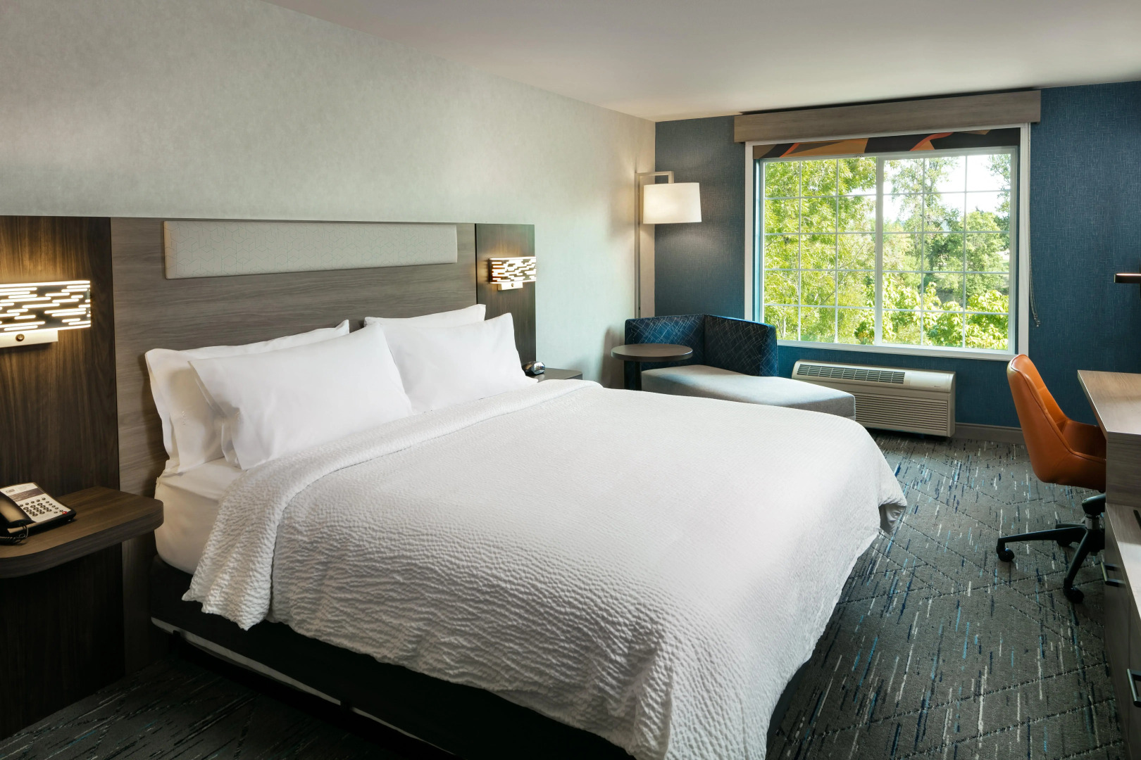Holiday Inn Express Corvallis-On the River by IHG