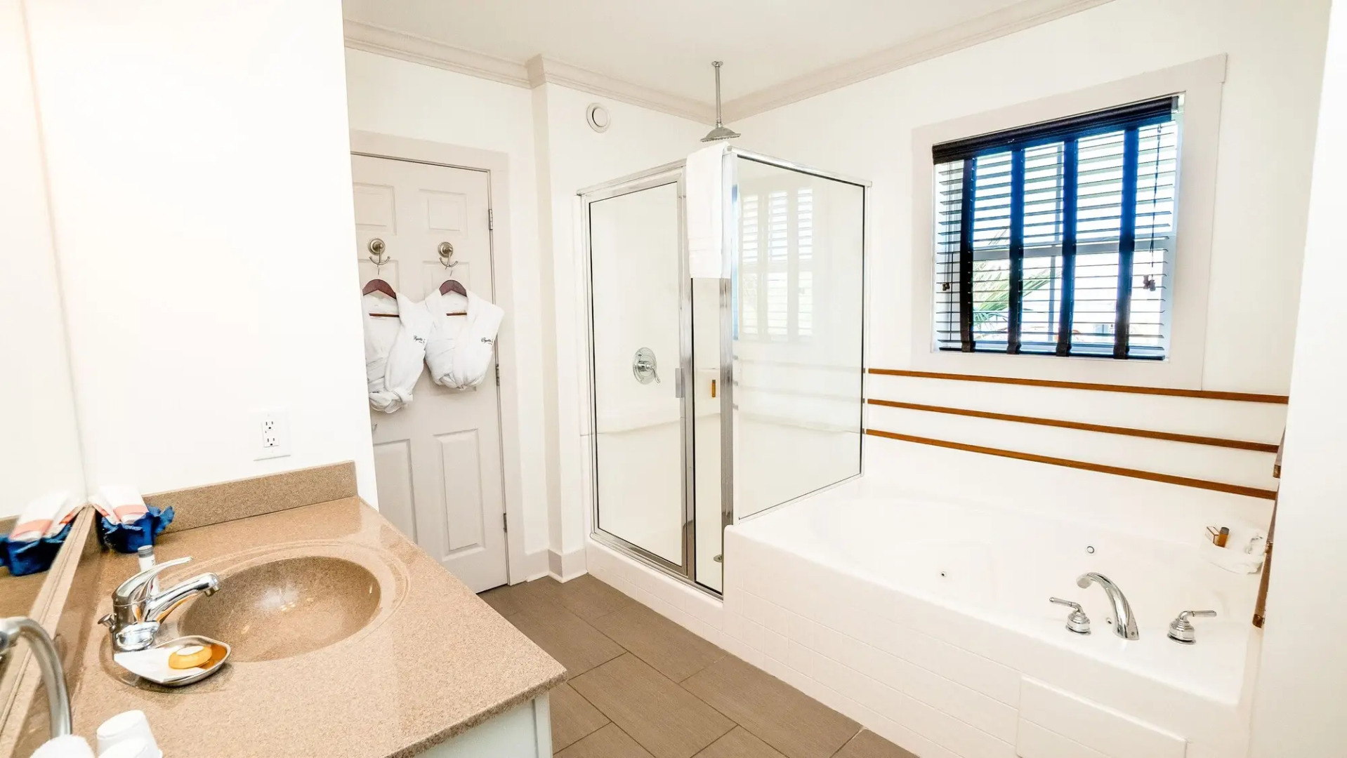 Regatta Inn Folly Beach