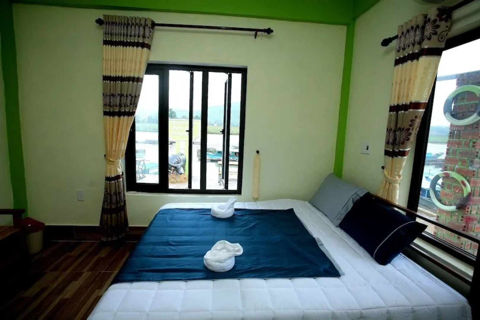 Phong Nha Riverlife Homestay - Hostel