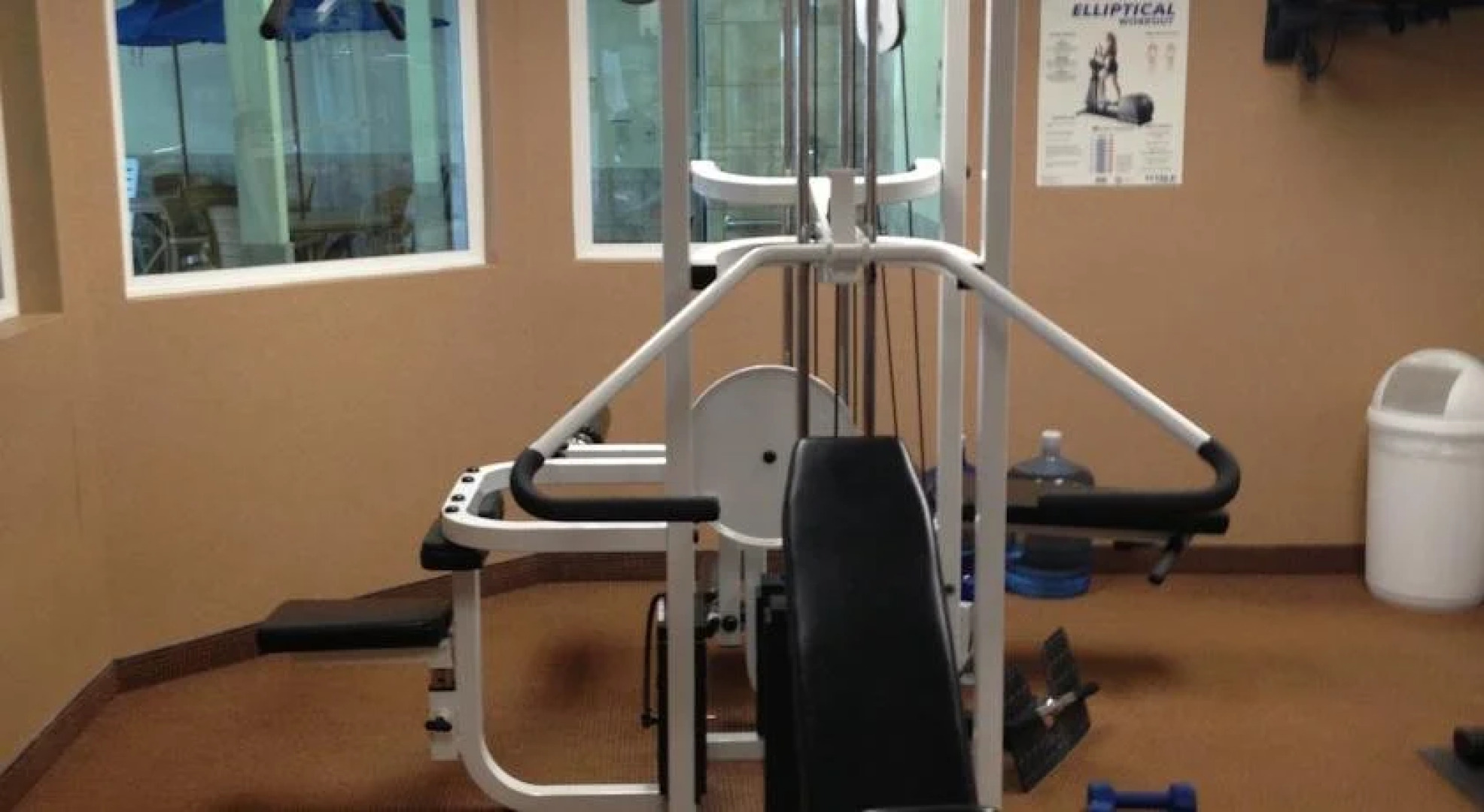 Irish Cottage Inn & Suites