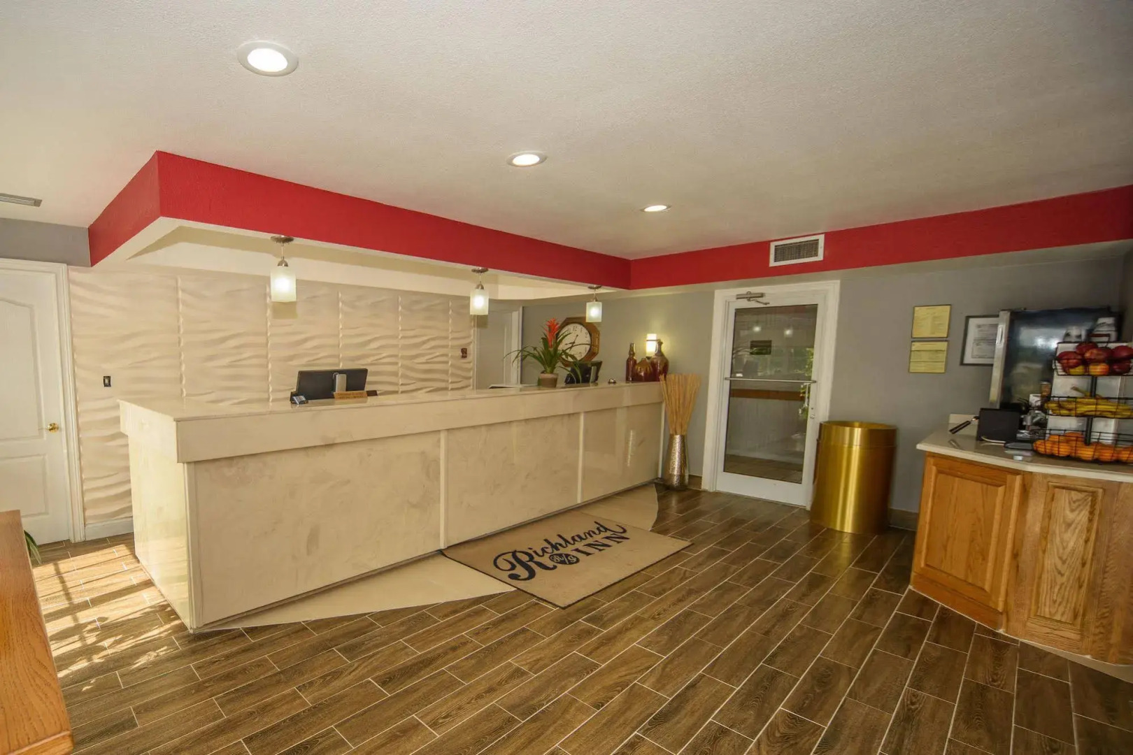 Richland Inn Lawrenceburg