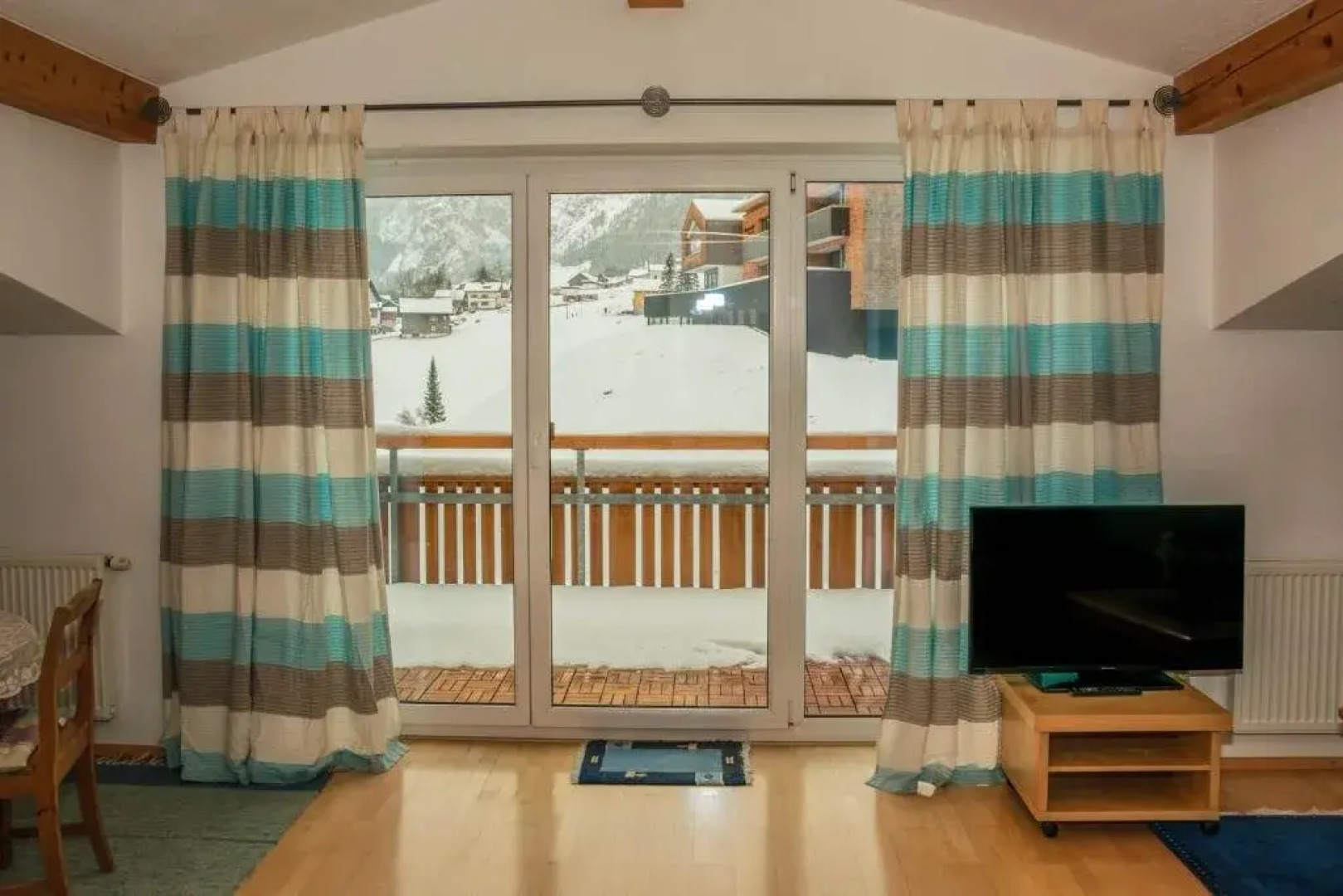 Appart Saroja-Tannleger