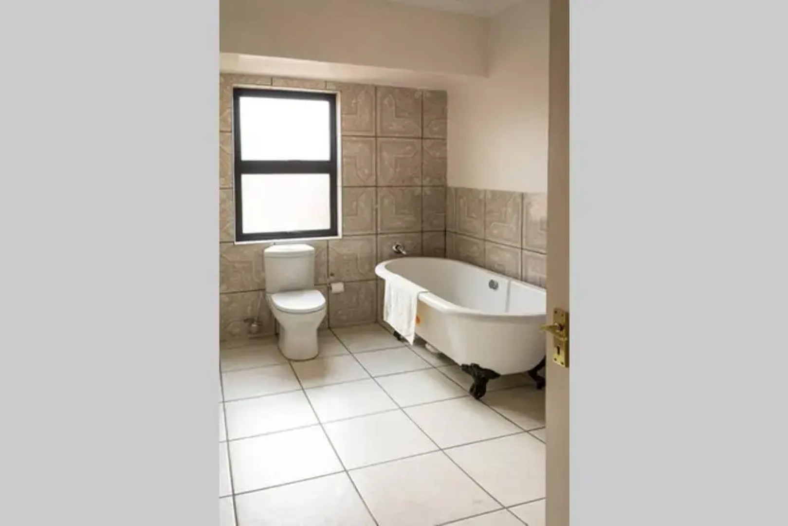 288 Majestic View, Vaal De Gràce Golf Estate